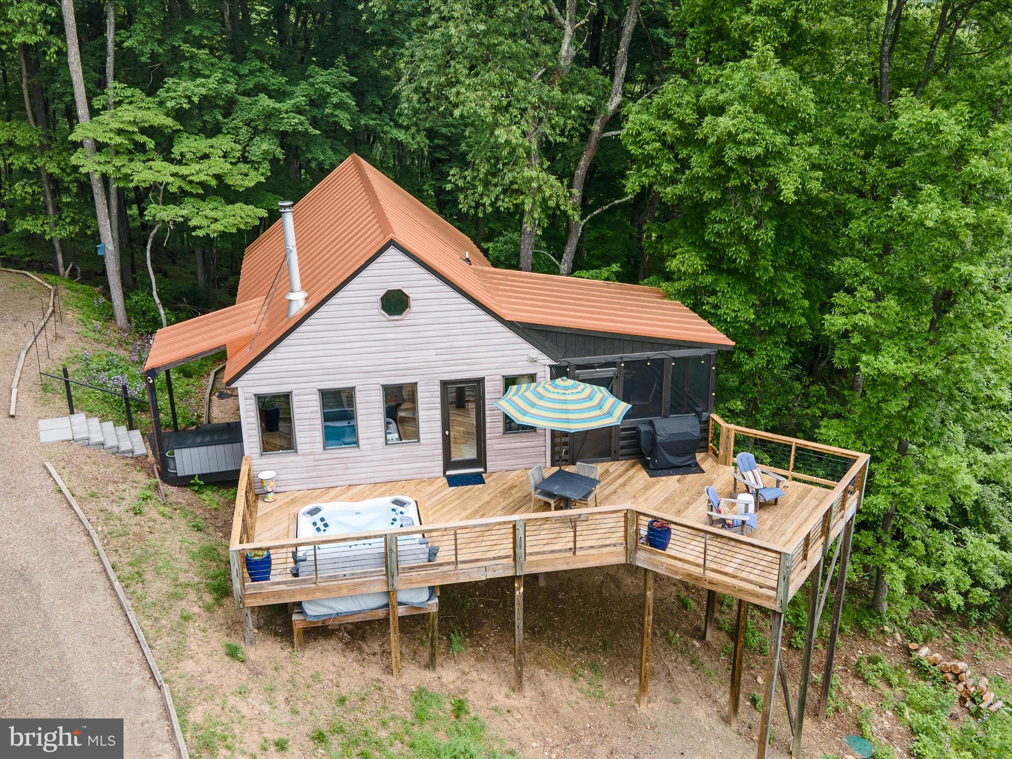 TROUT POND - Residential