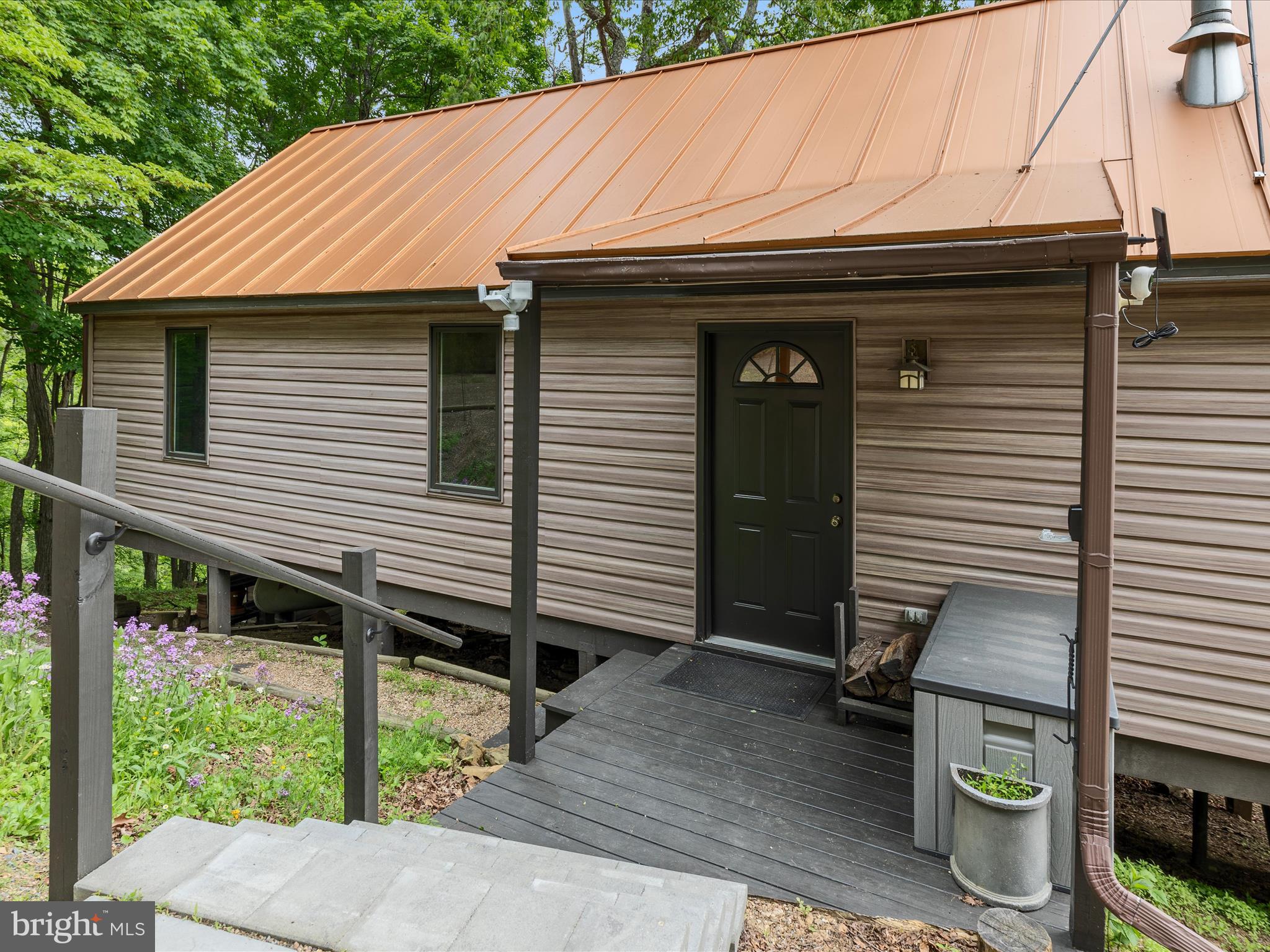TROUT POND - Residential