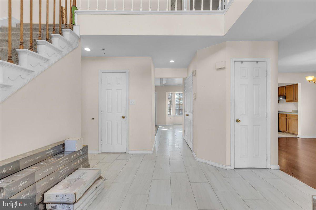 HAMPSHIRE - Residential