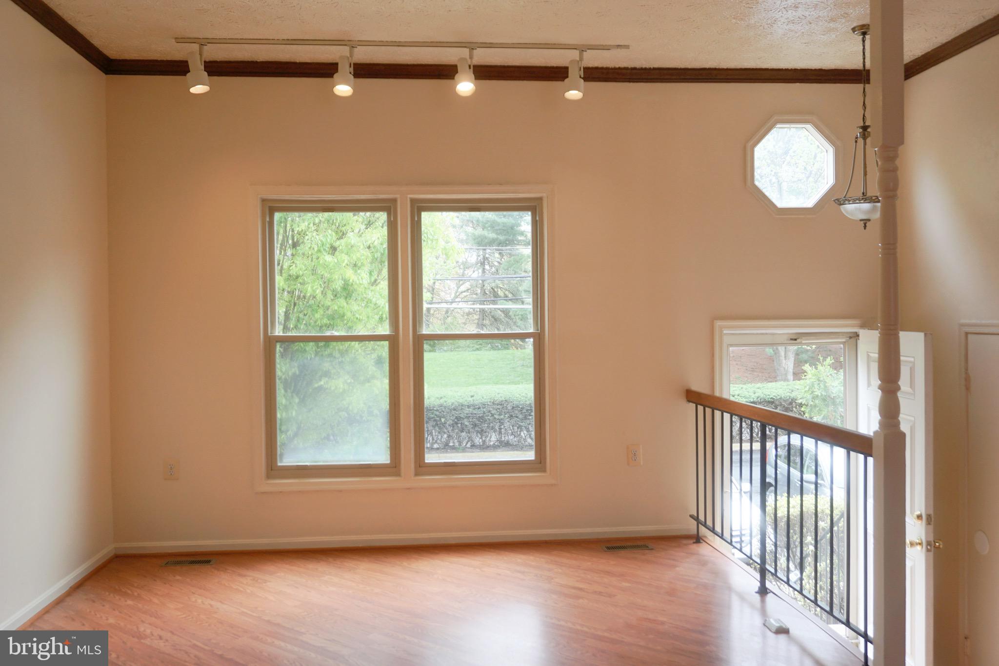 FERNSHIRE FARMS - Residential Lease