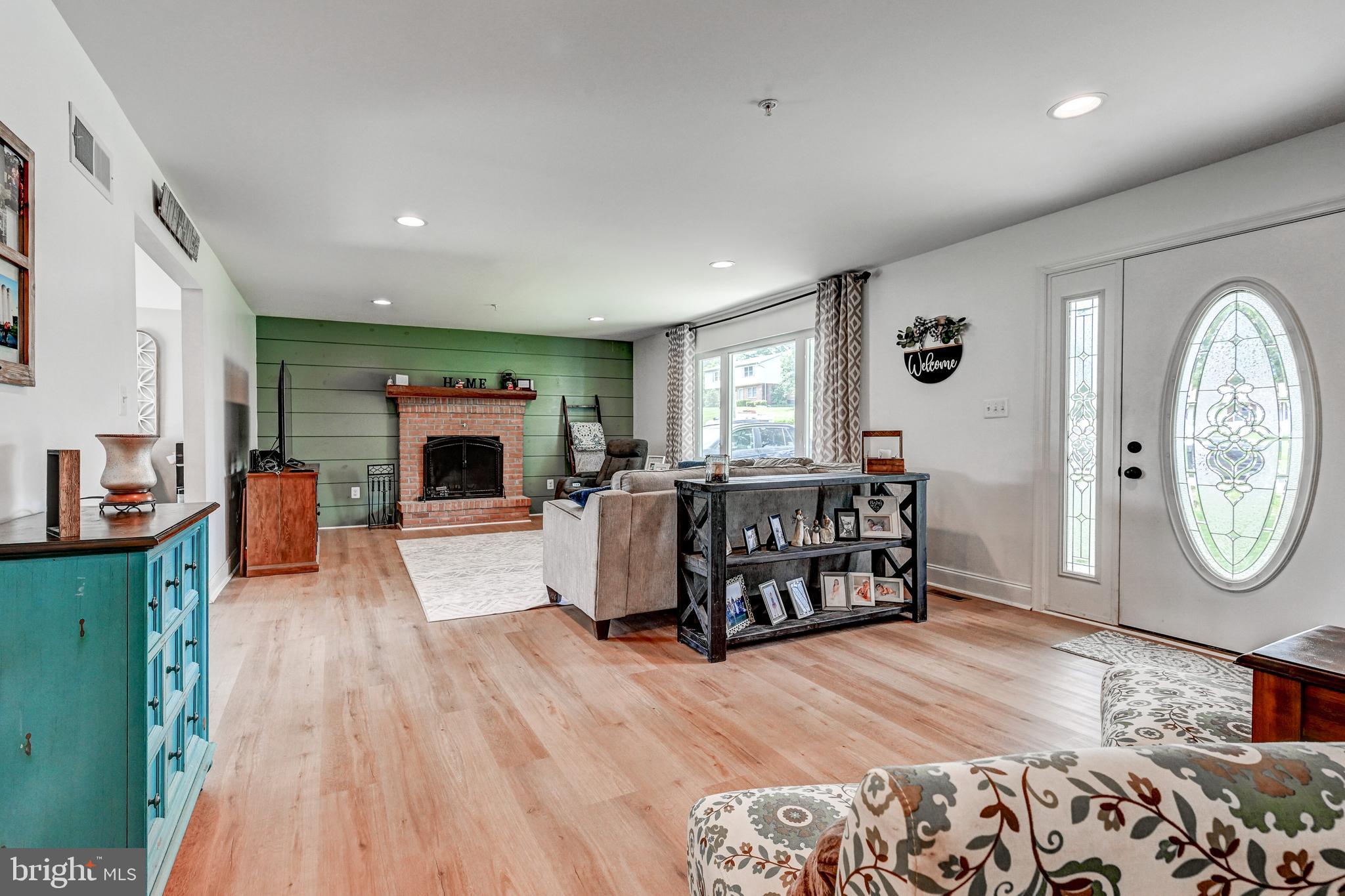 4367 RIDGE ROAD