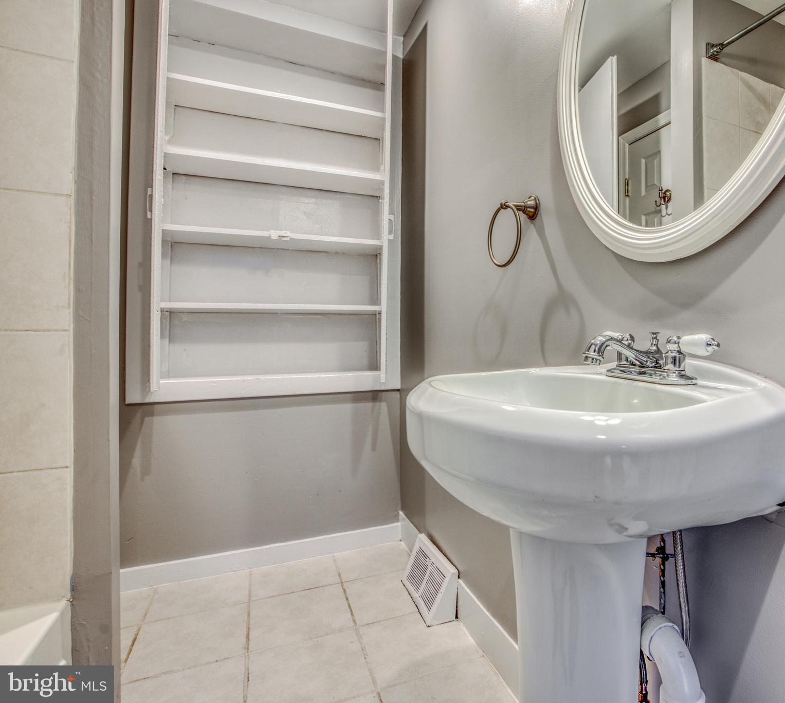 HAMPDEN HISTORIC DISTRICT - Residential