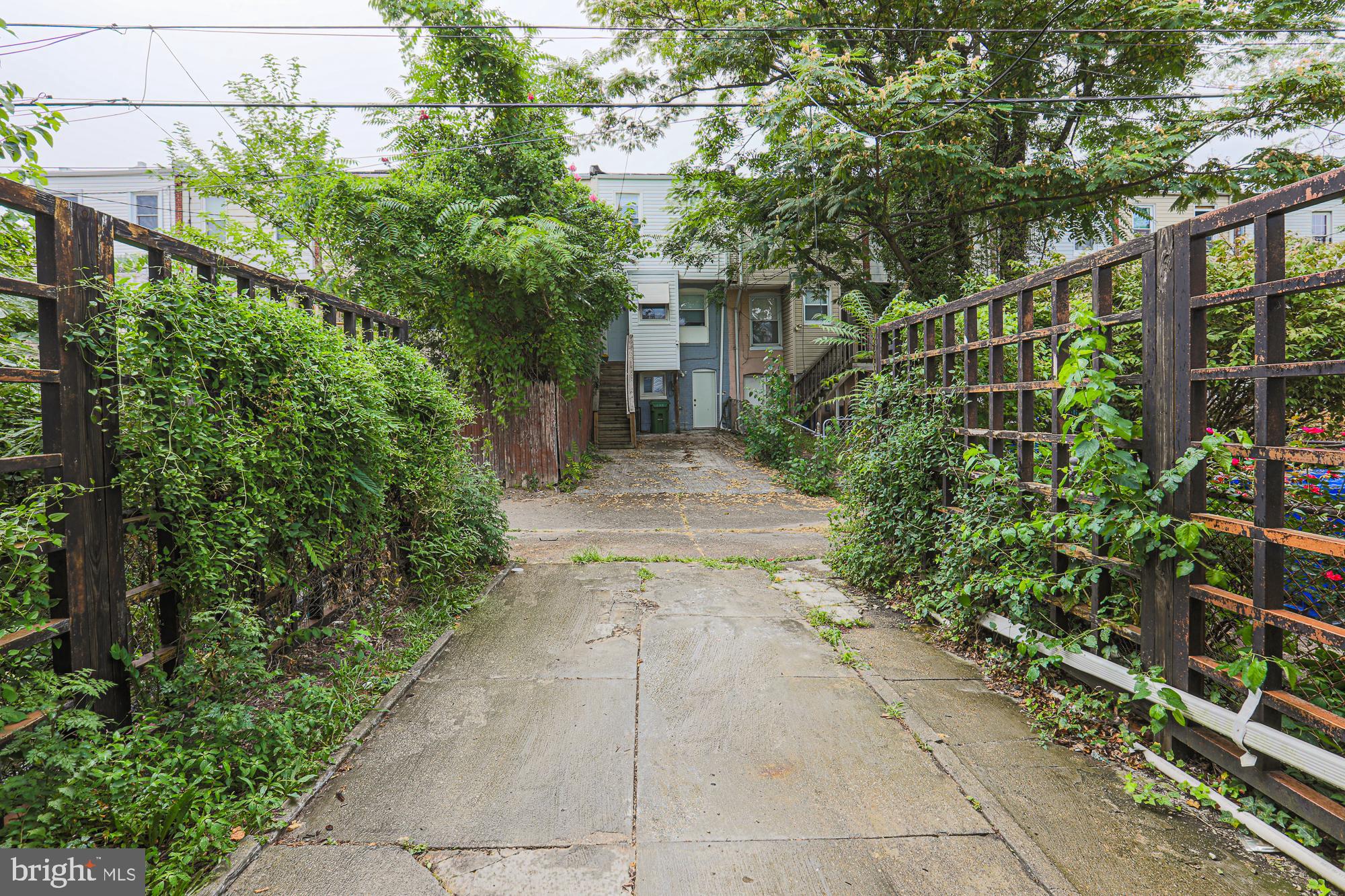 WAVERLY - Residential