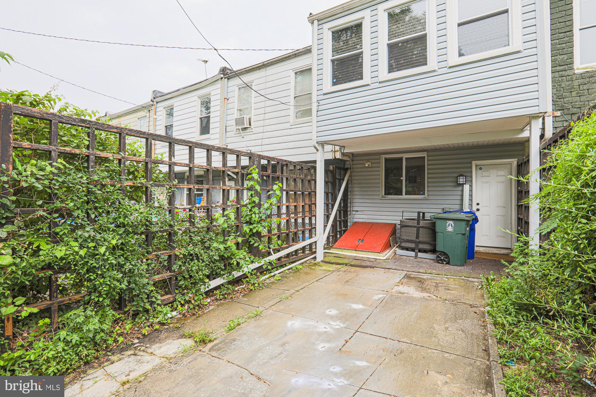 WAVERLY - Residential