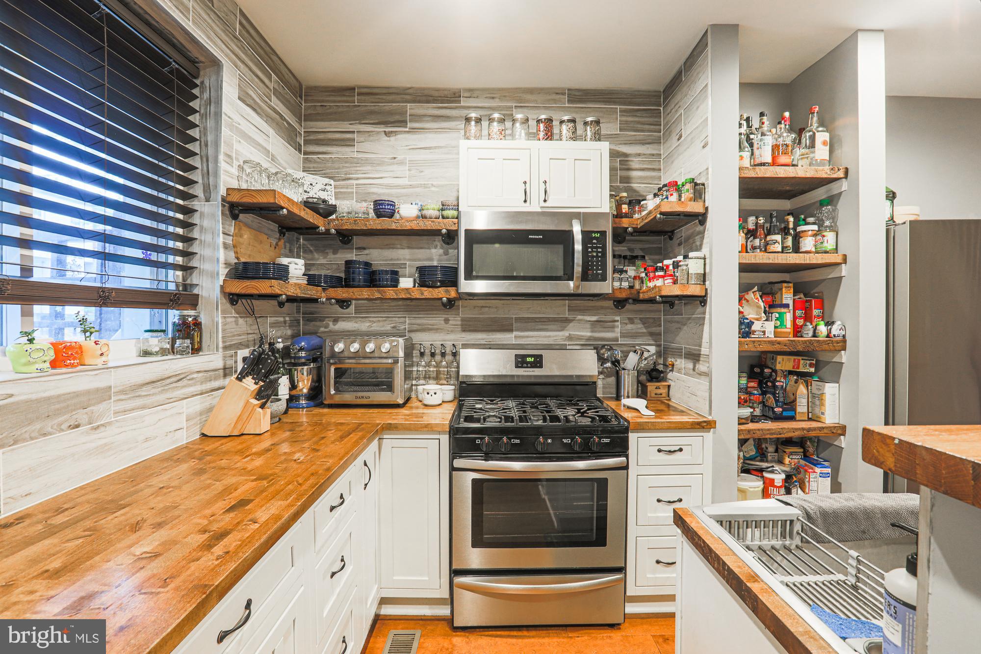 WAVERLY - Residential