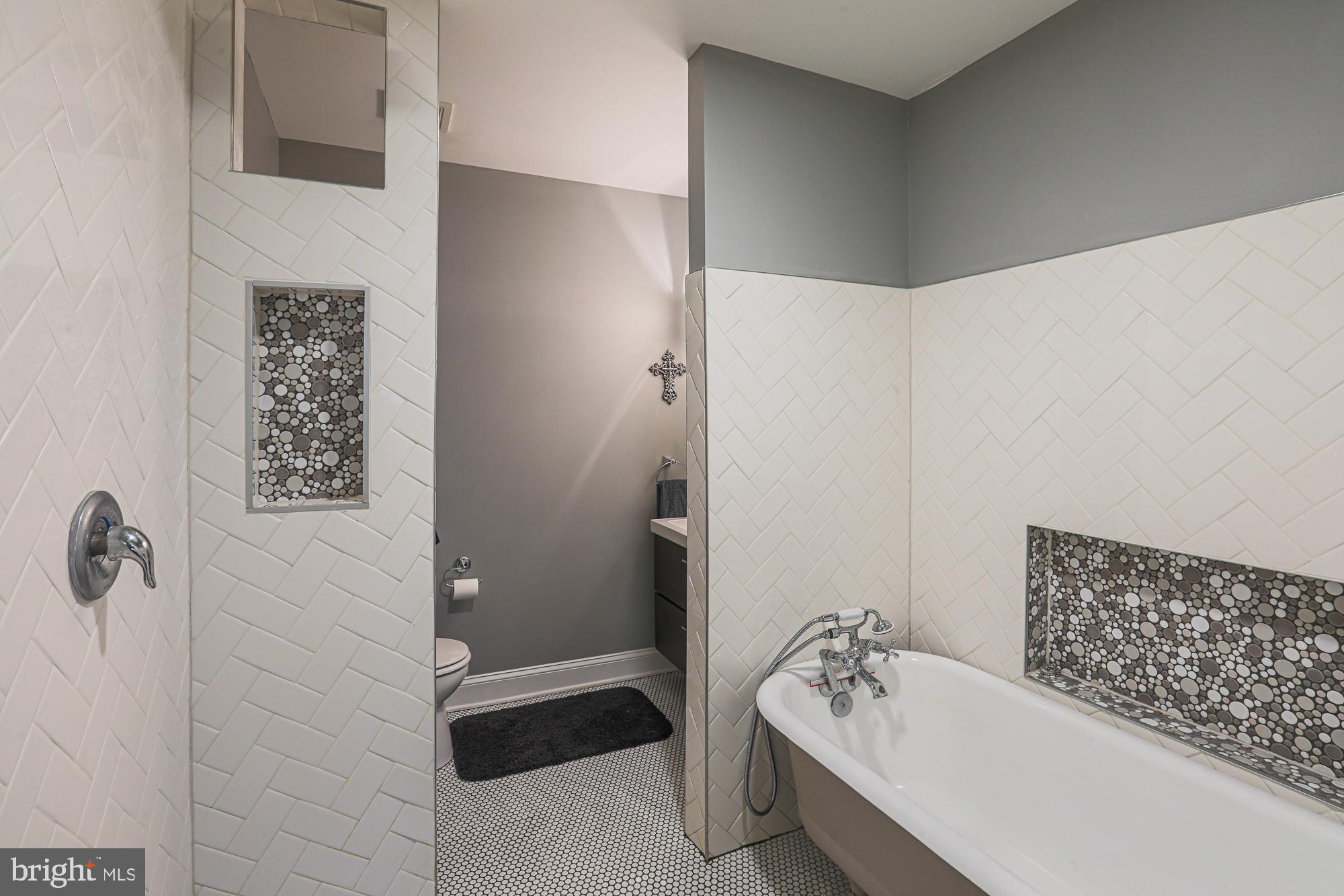 WAVERLY - Residential