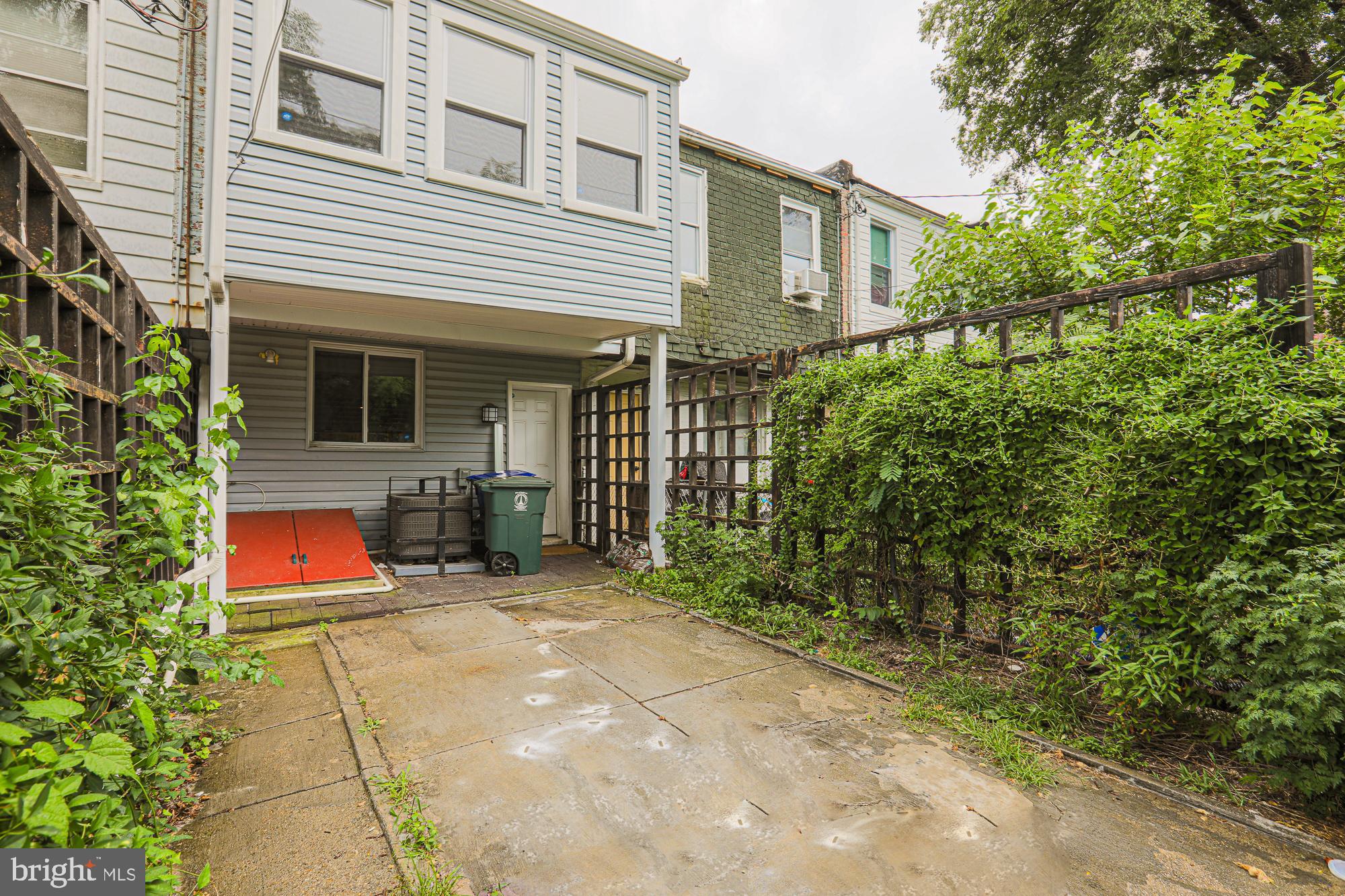 WAVERLY - Residential