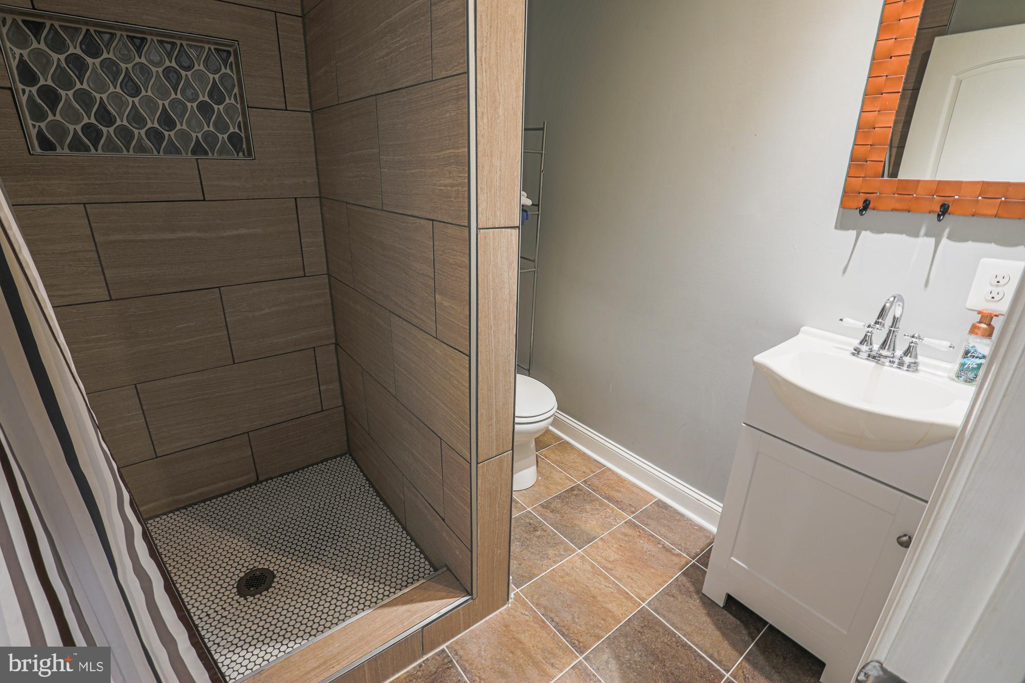 WAVERLY - Residential