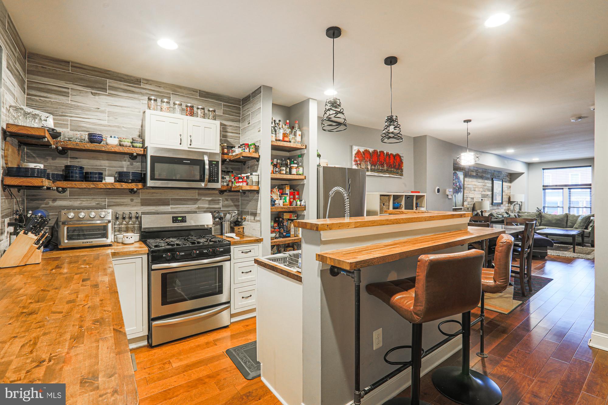 WAVERLY - Residential