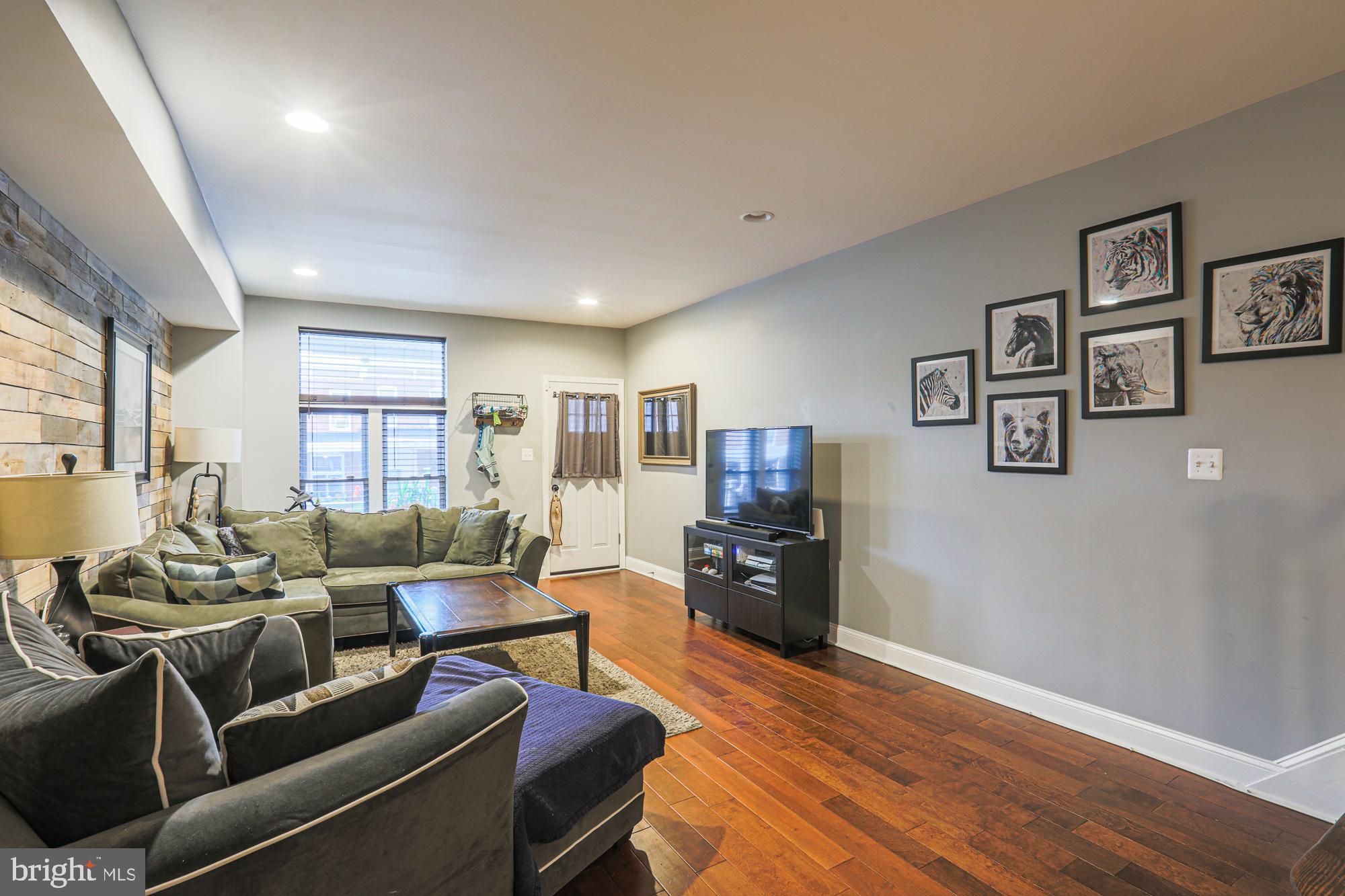 WAVERLY - Residential