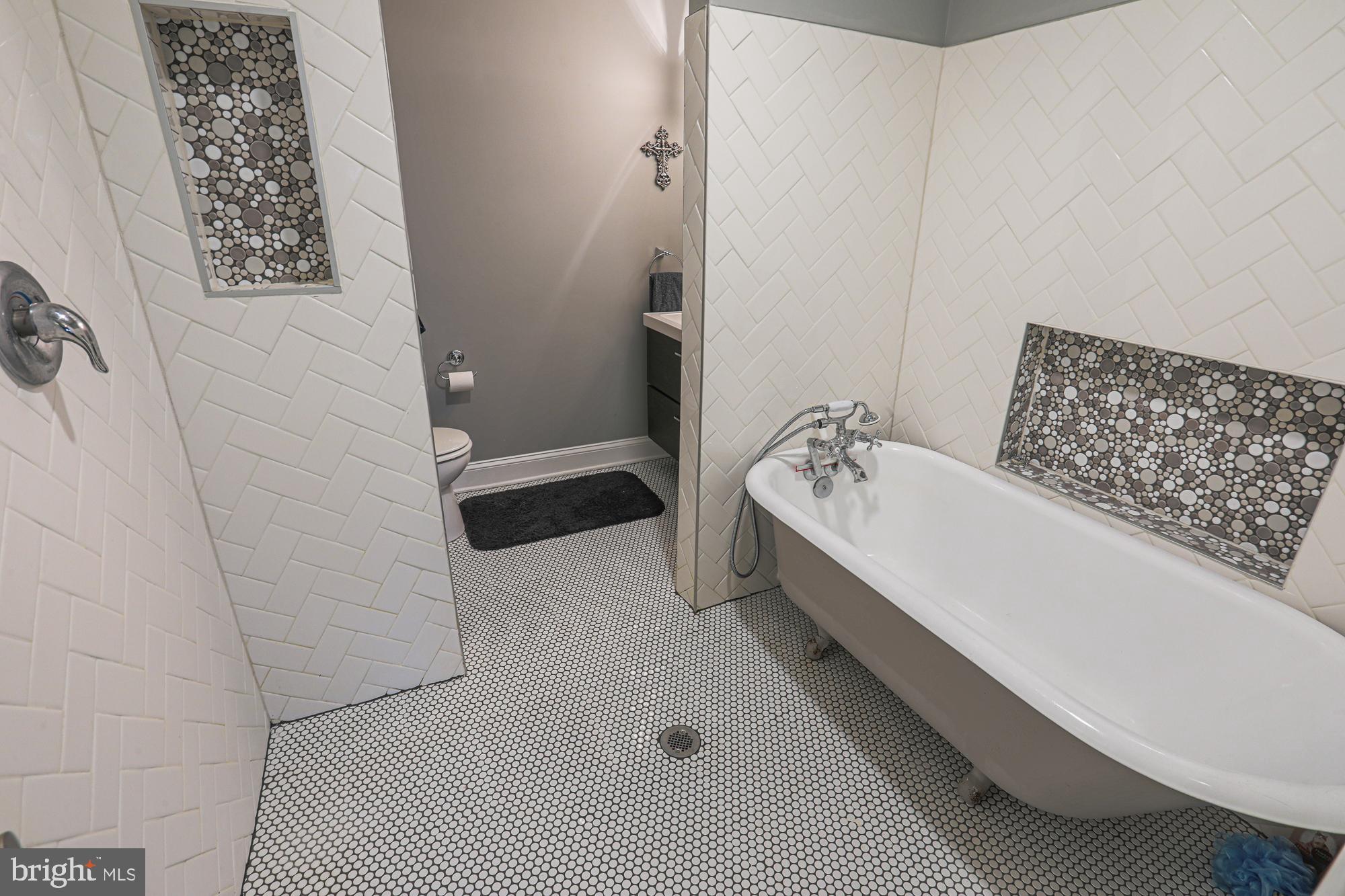 WAVERLY - Residential