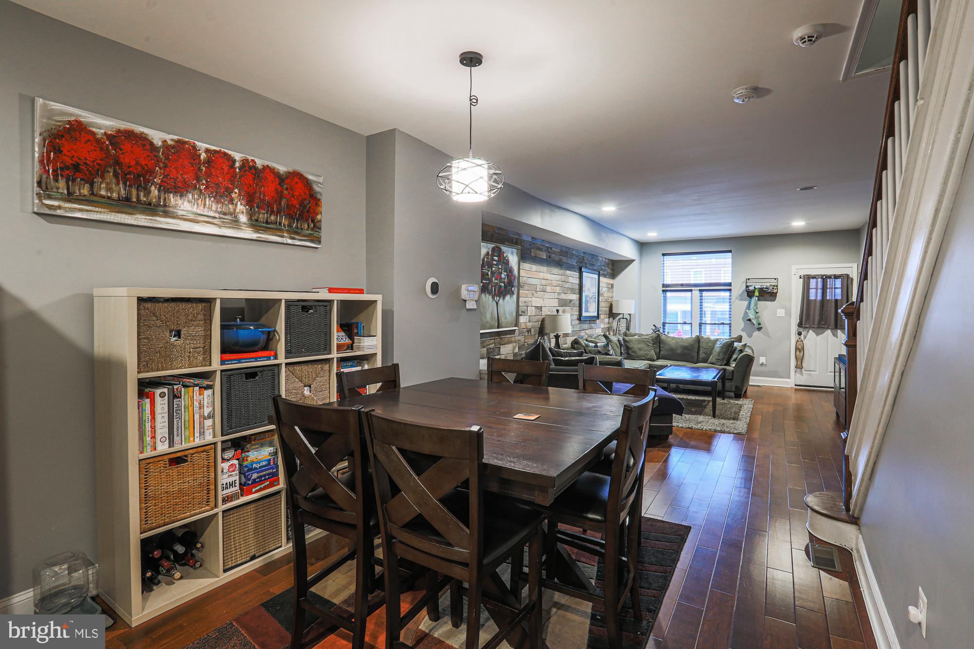 WAVERLY - Residential