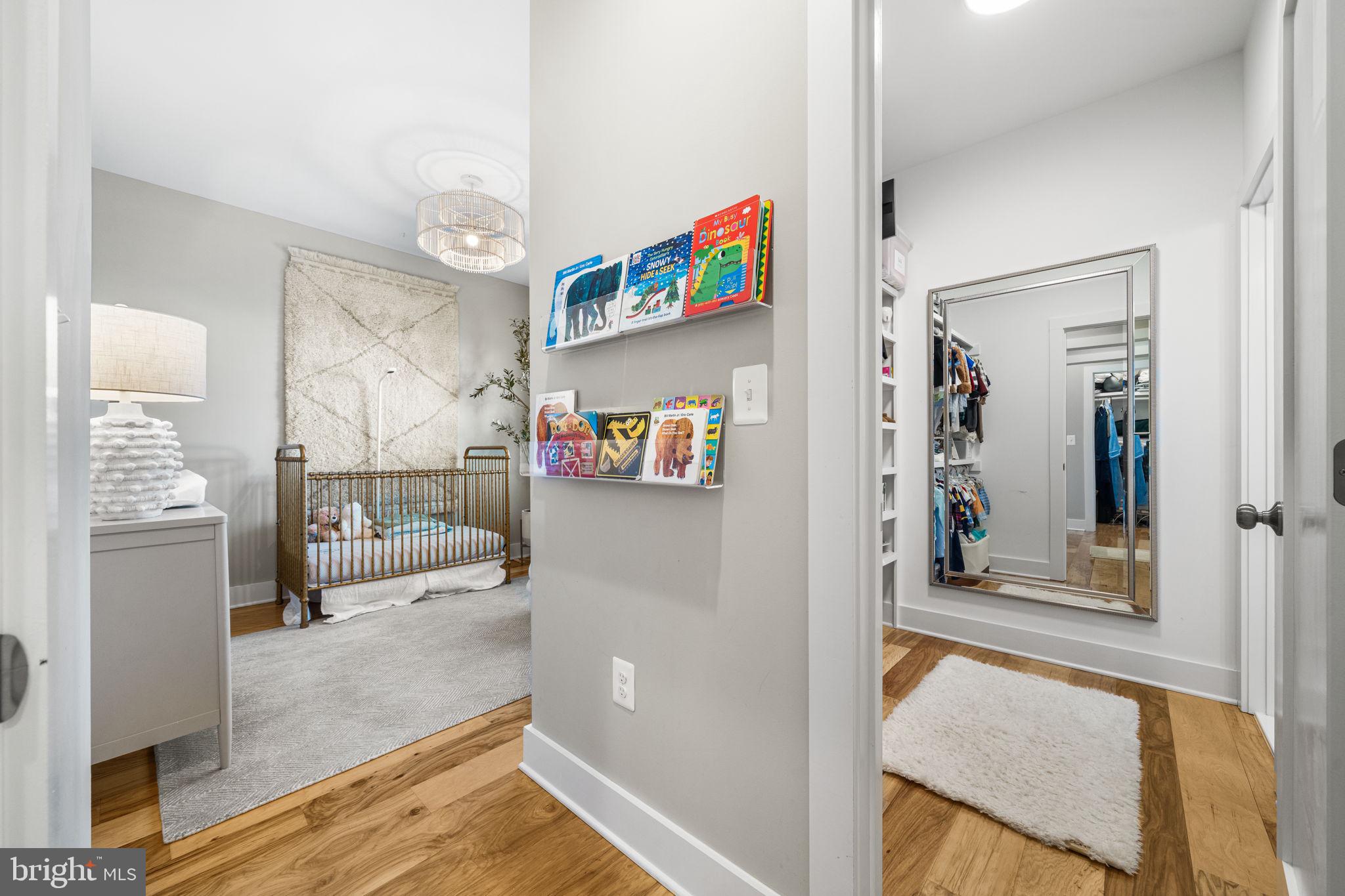 FALLS CHURCH - Residential