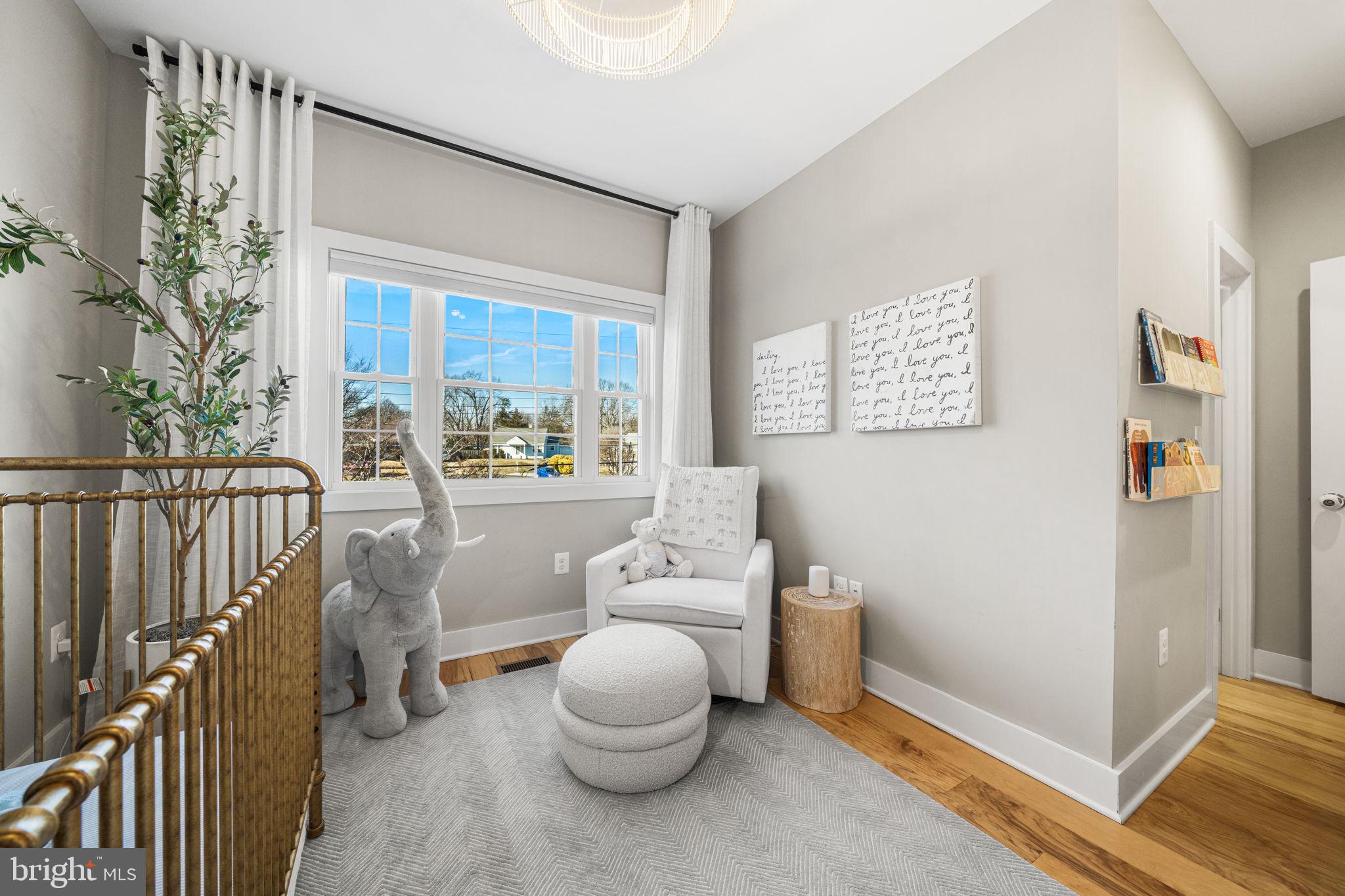 FALLS CHURCH - Residential