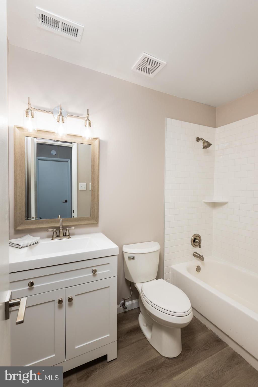 KENT COVE - Residential