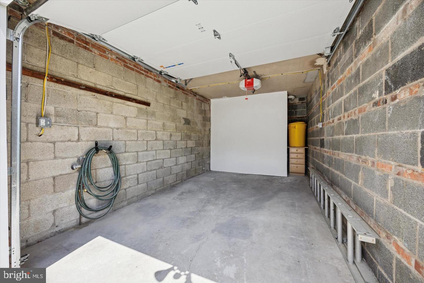 WYNNEWOOD - Residential Lease