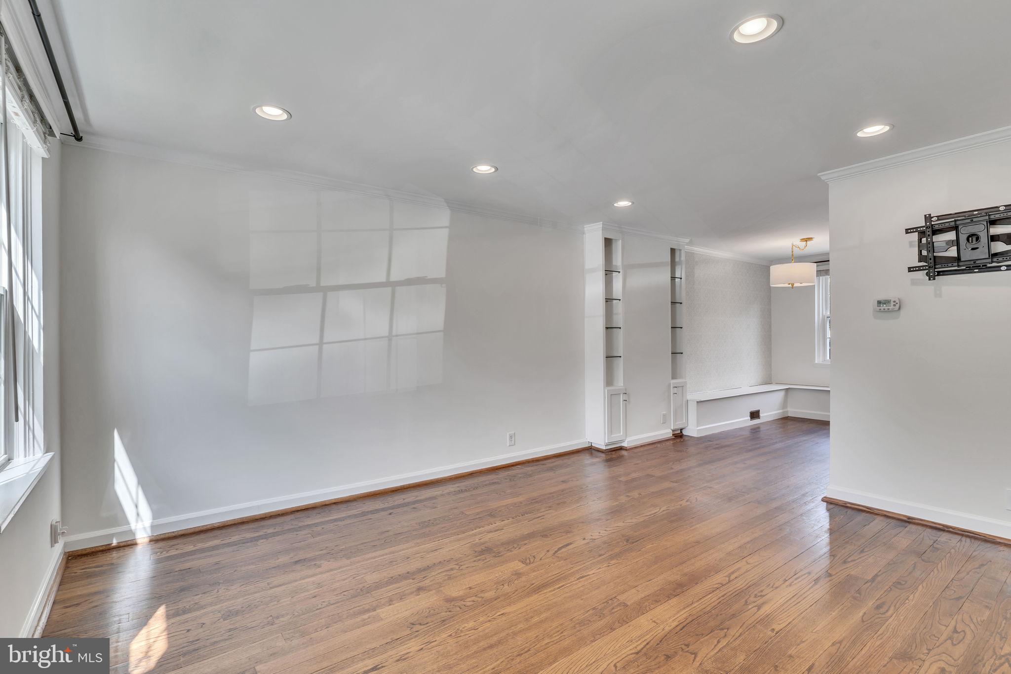 FAIRLINGTON GLEN - Residential Lease