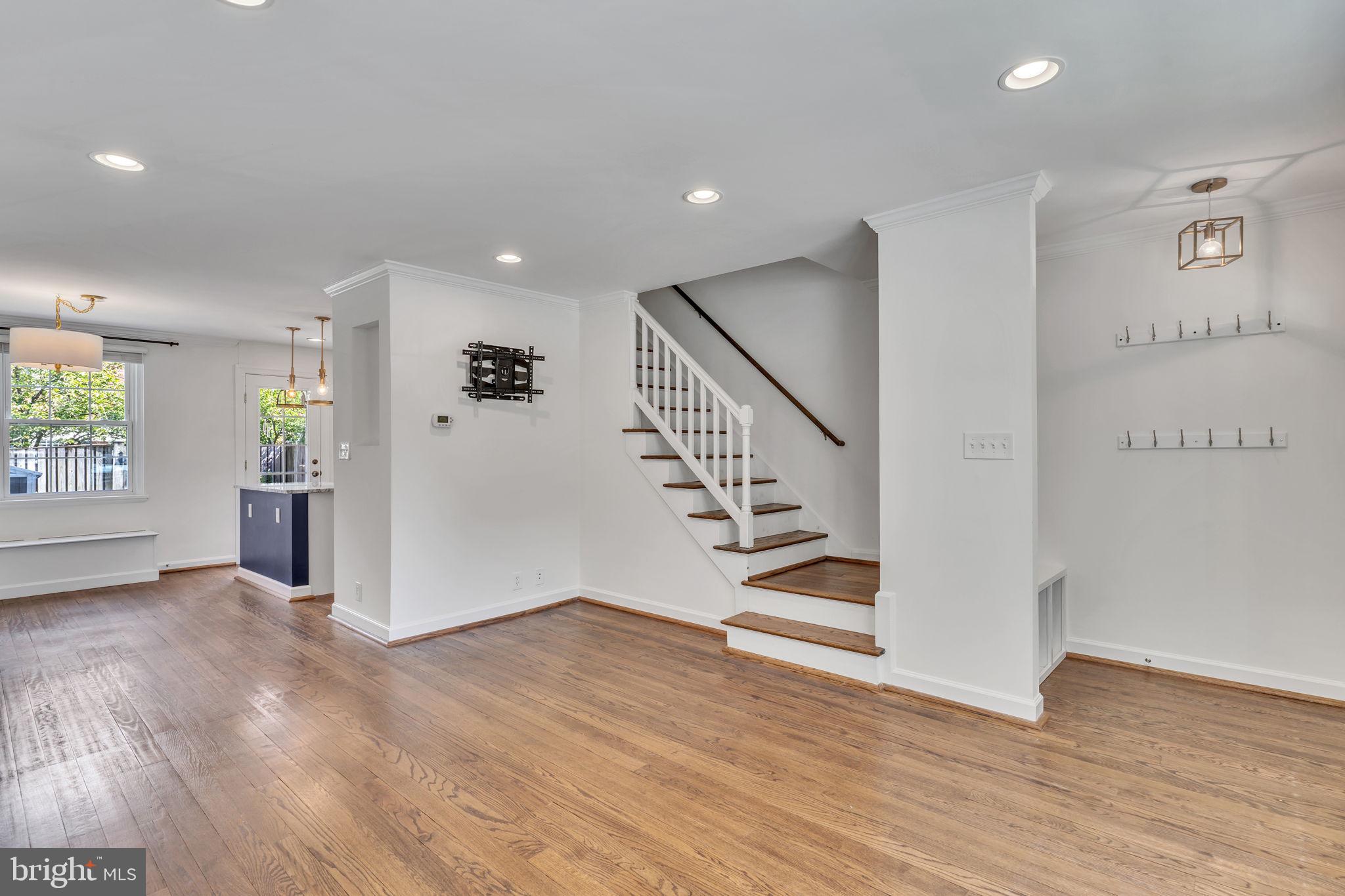 FAIRLINGTON GLEN - Residential Lease