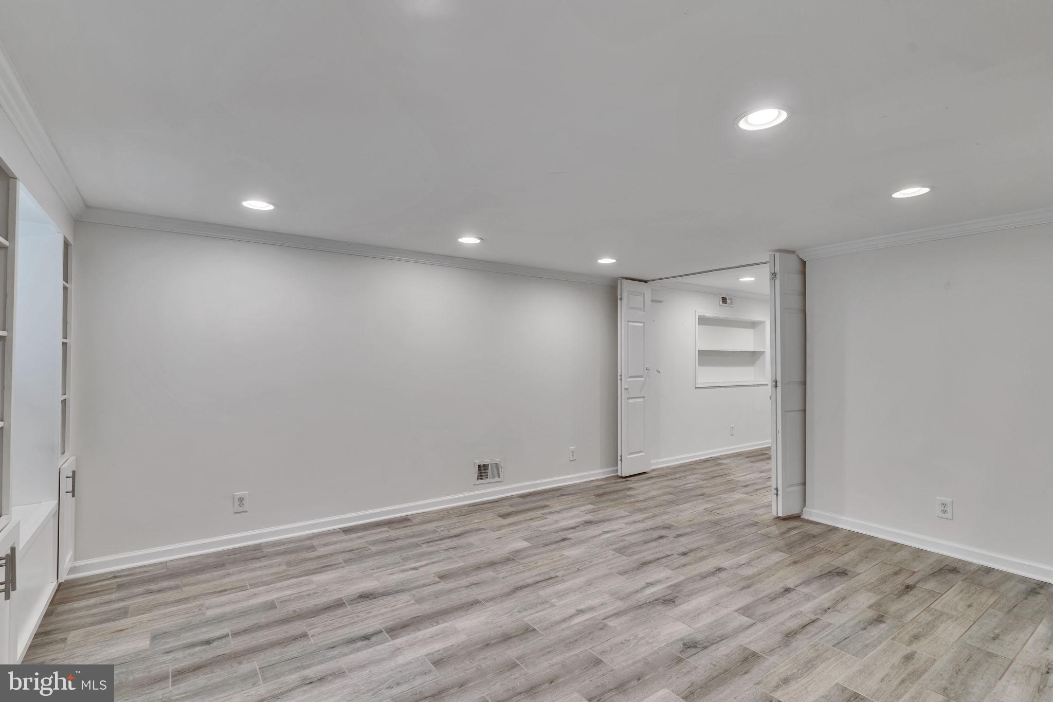 FAIRLINGTON GLEN - Residential Lease