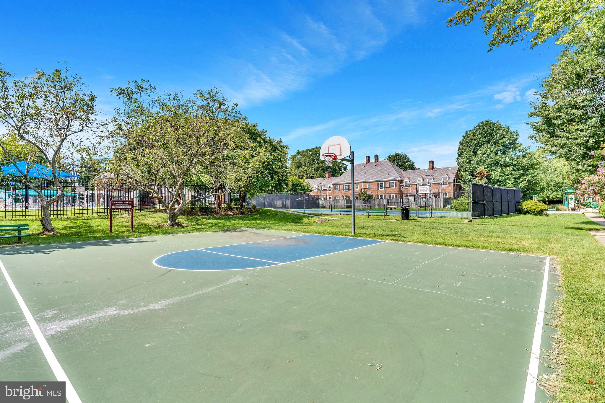 FAIRLINGTON GLEN - Residential Lease