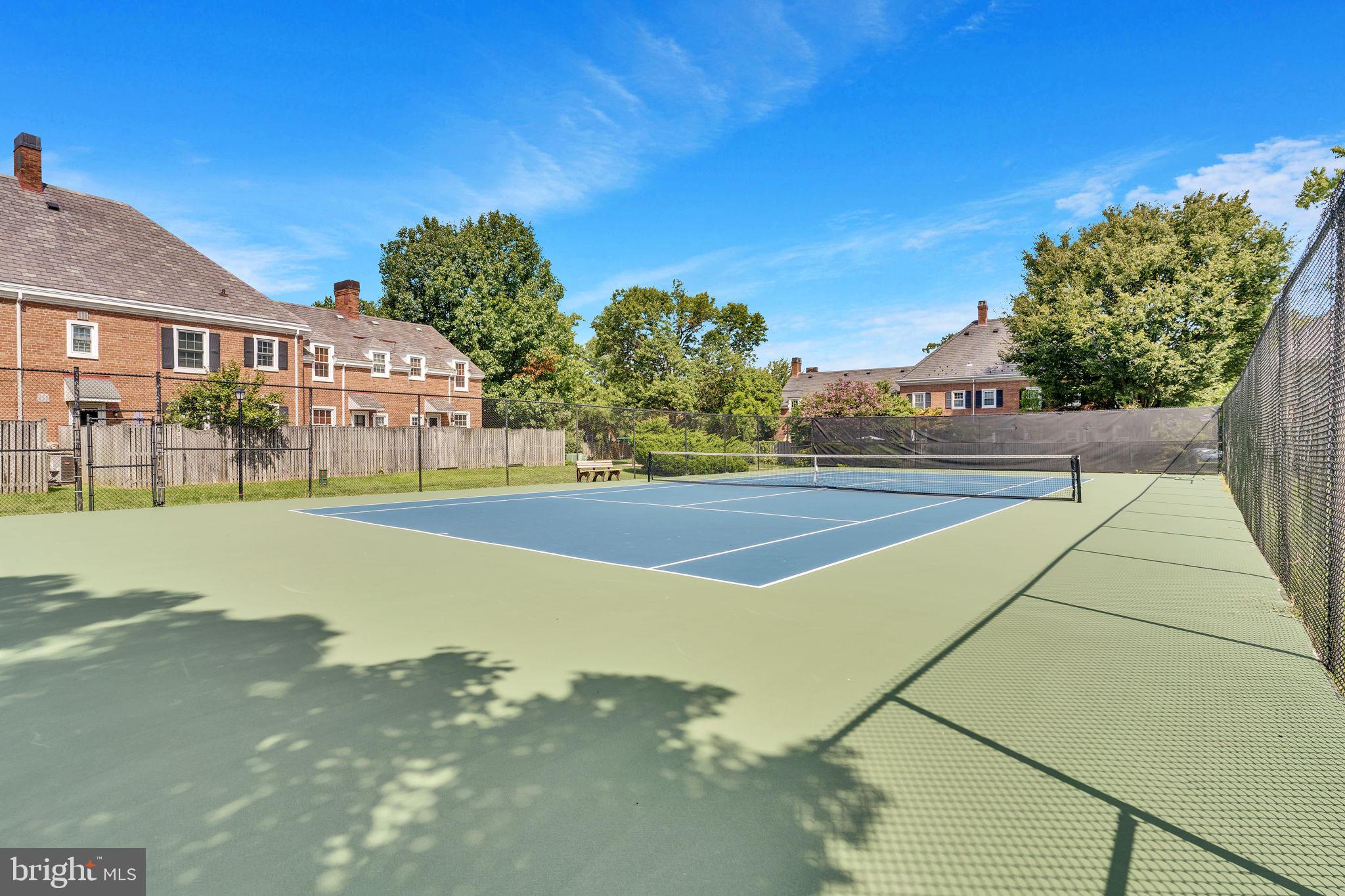 FAIRLINGTON GLEN - Residential Lease