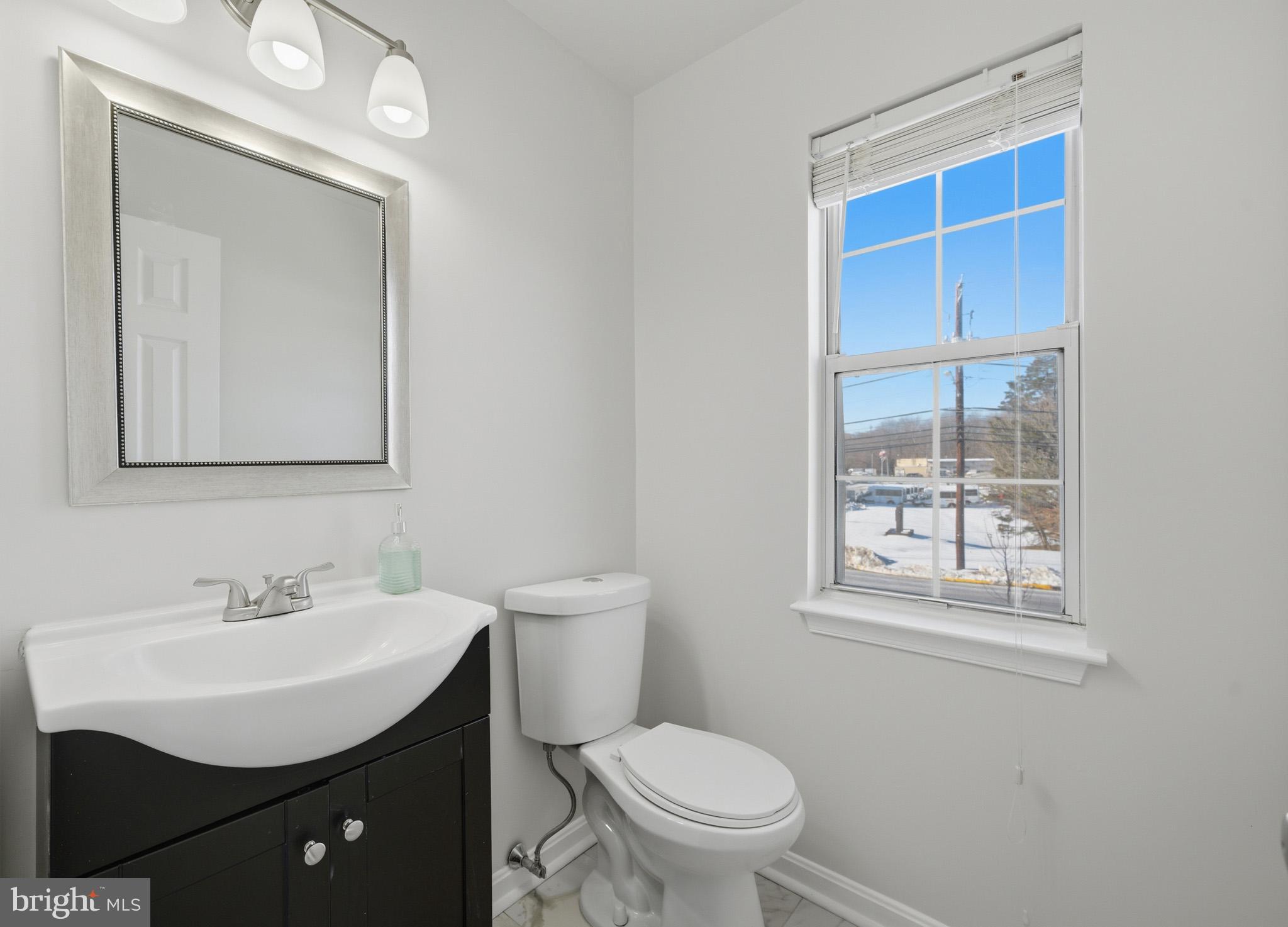 KINGS COUNCIL CONDO - Residential