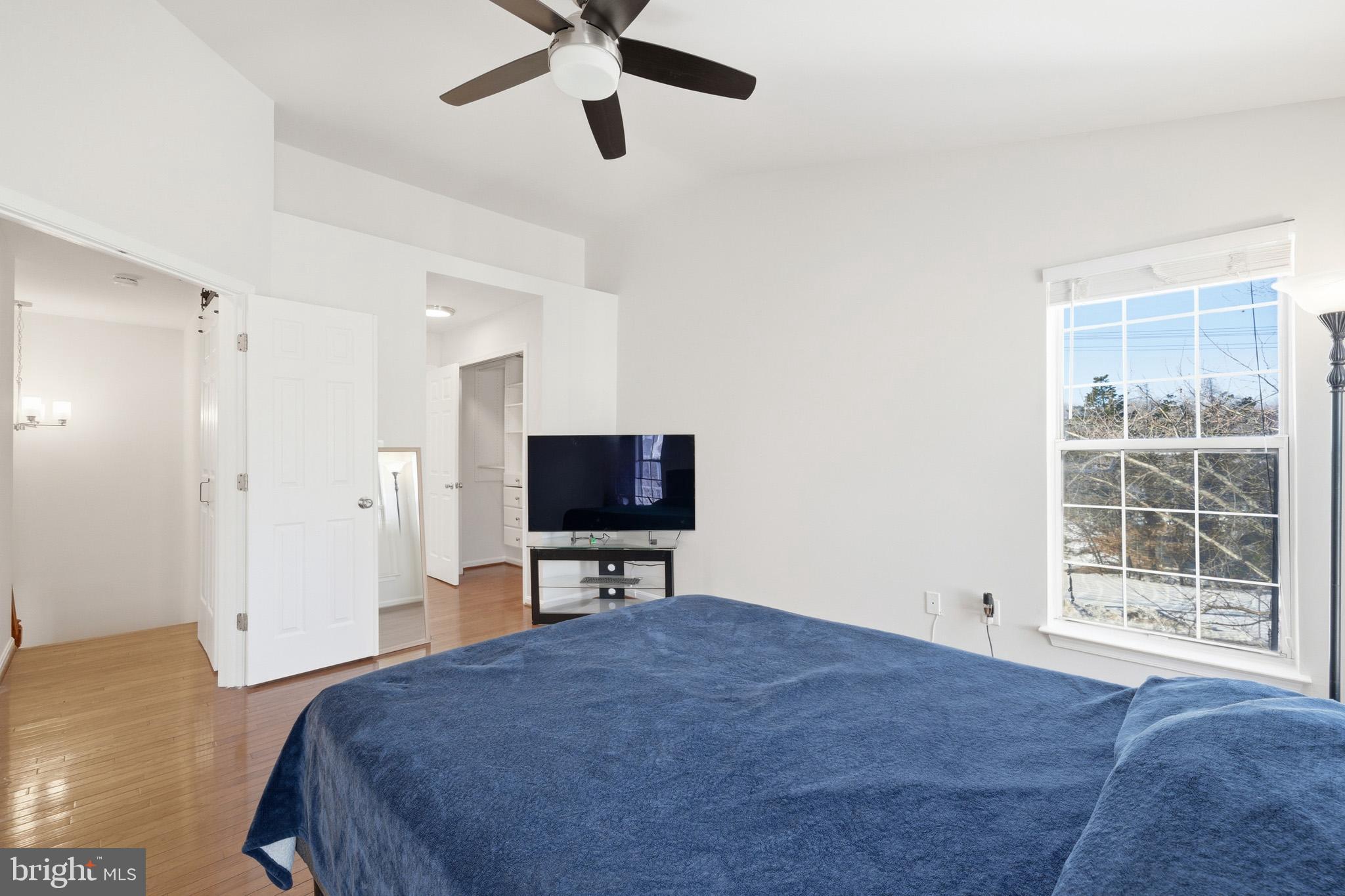 KINGS COUNCIL CONDO - Residential