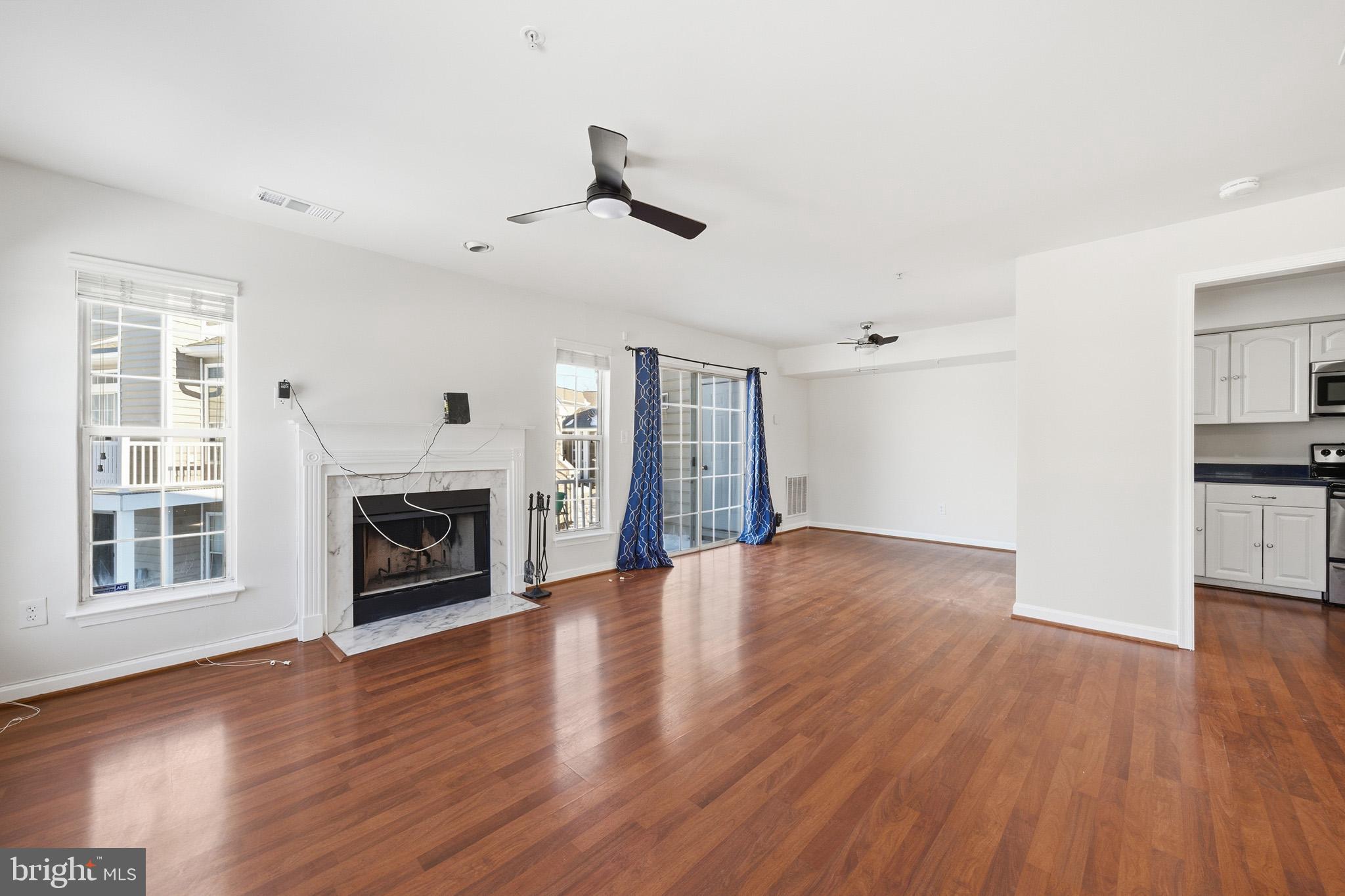 KINGS COUNCIL CONDO - Residential