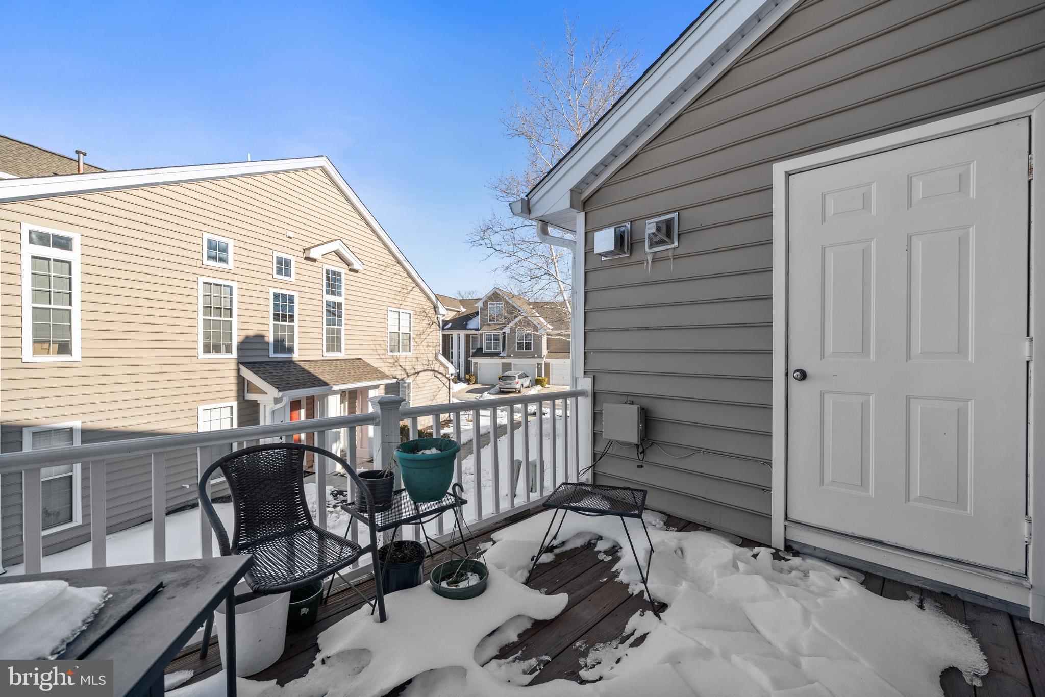 KINGS COUNCIL CONDO - Residential