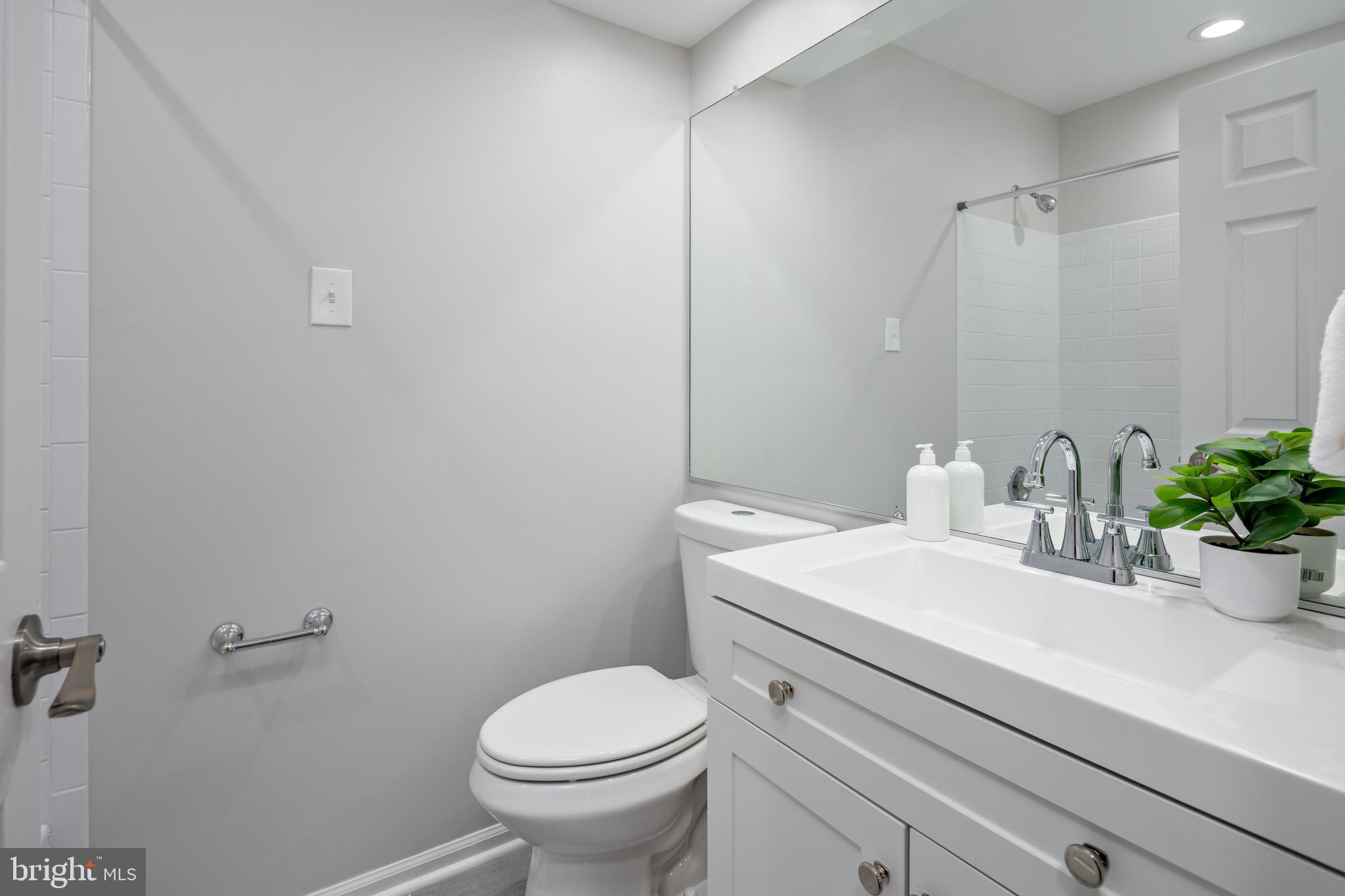 WHITE OAK - Residential