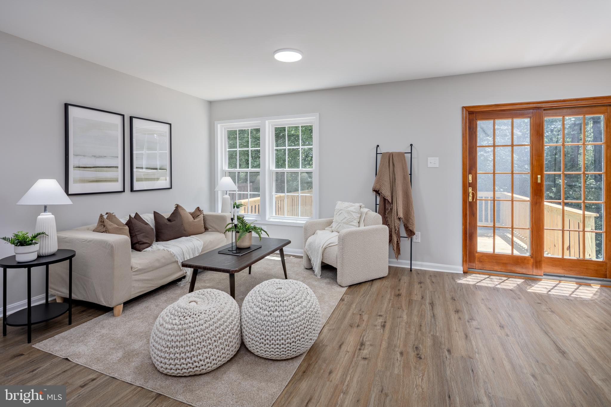 WHITE OAK - Residential