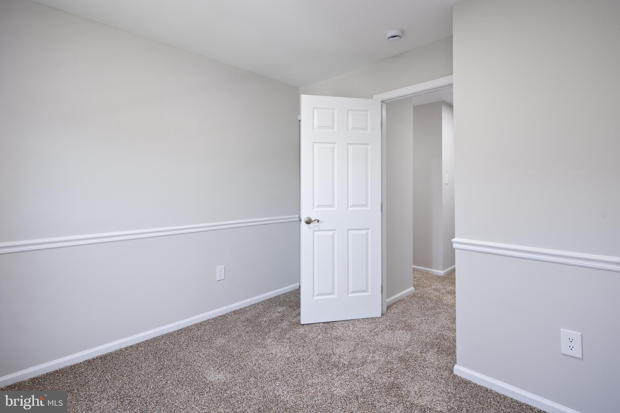 WHITE OAK - Residential