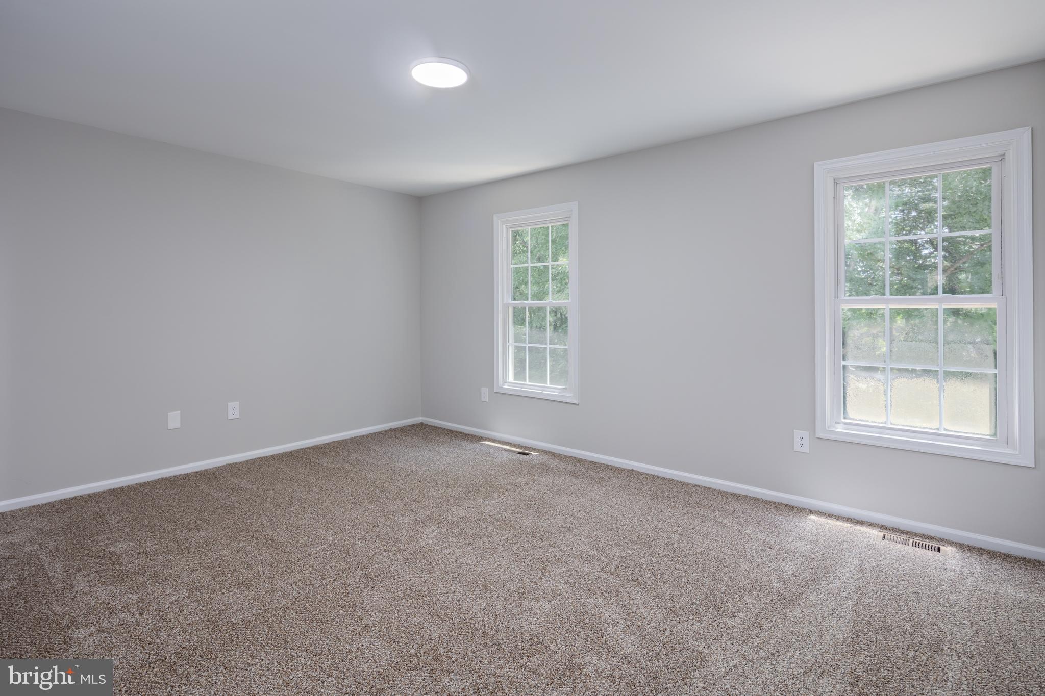 WHITE OAK - Residential