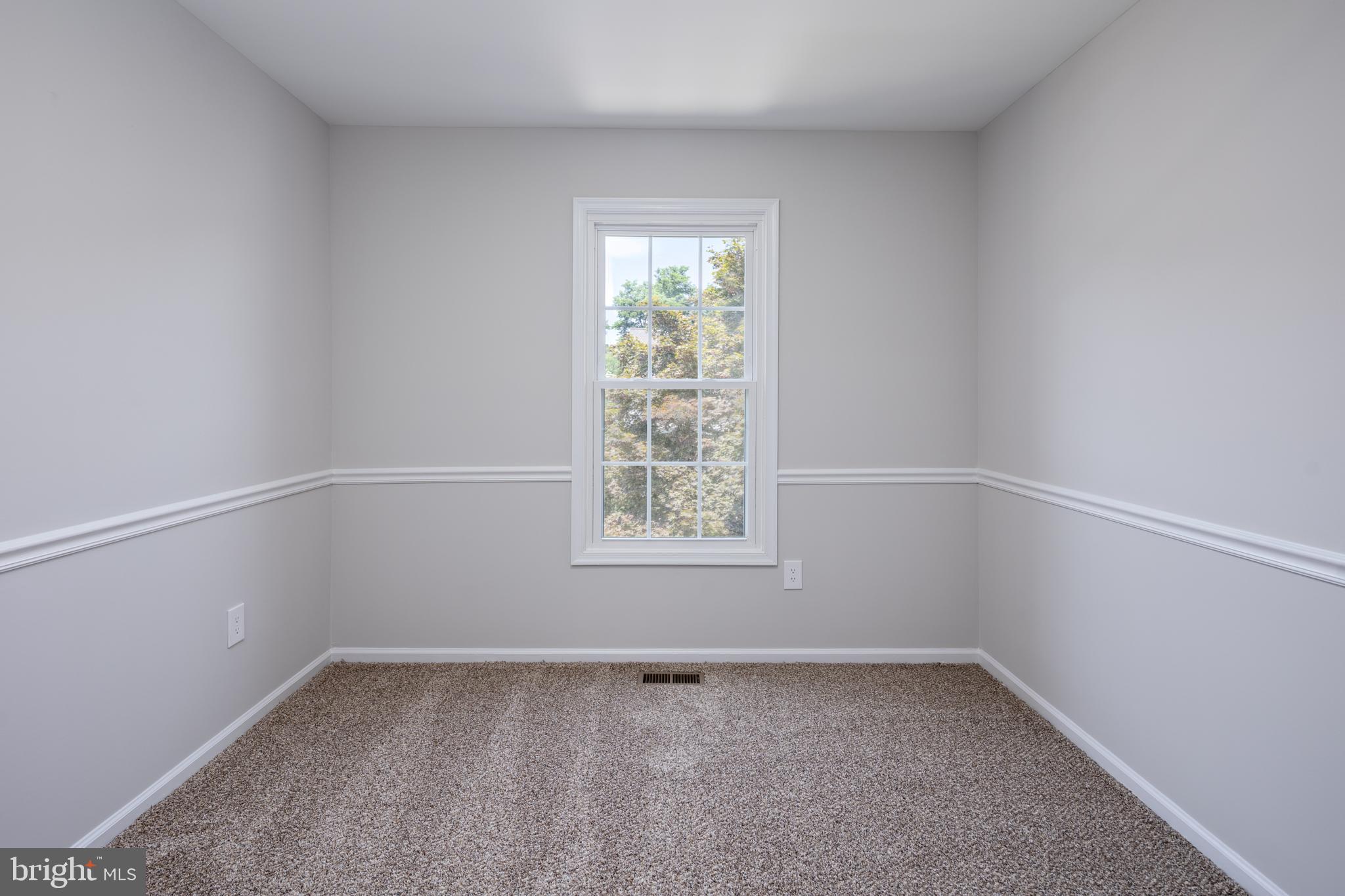 WHITE OAK - Residential