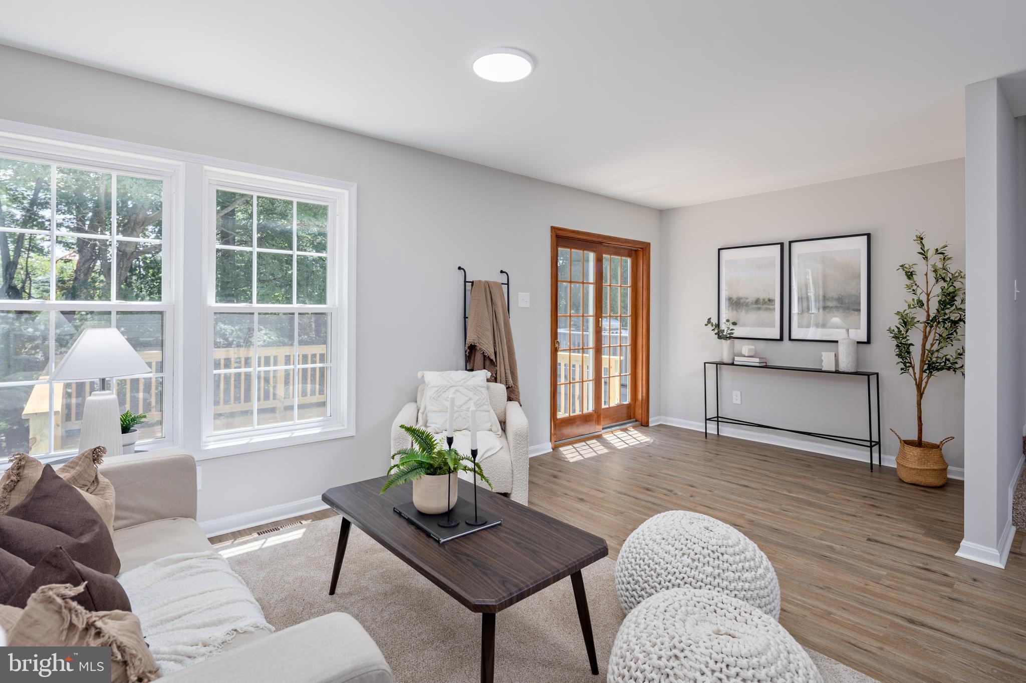 WHITE OAK - Residential