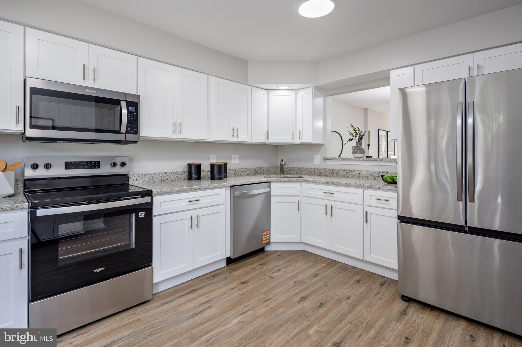 1045 WINGATE COURT I-12