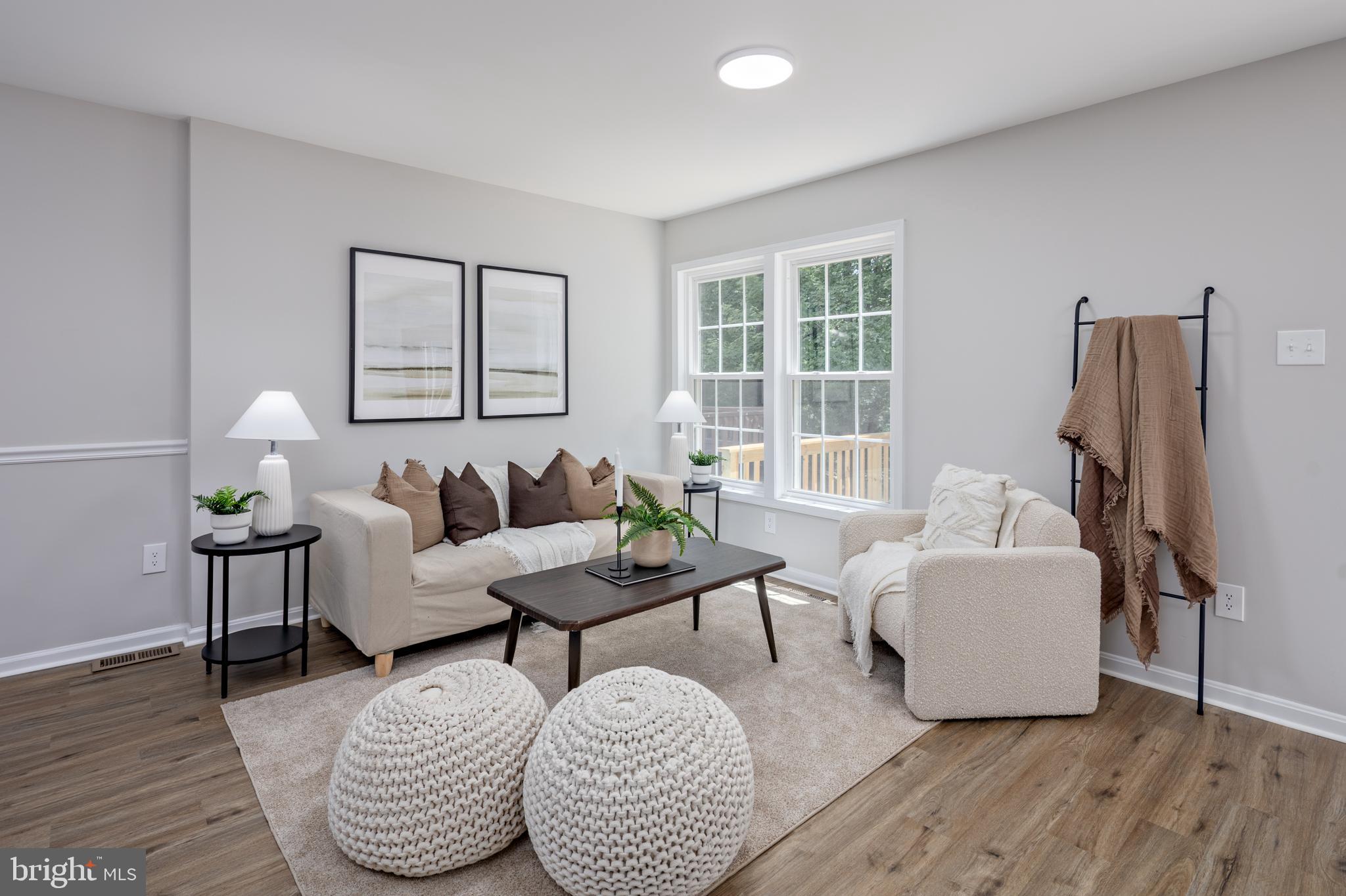 WHITE OAK - Residential