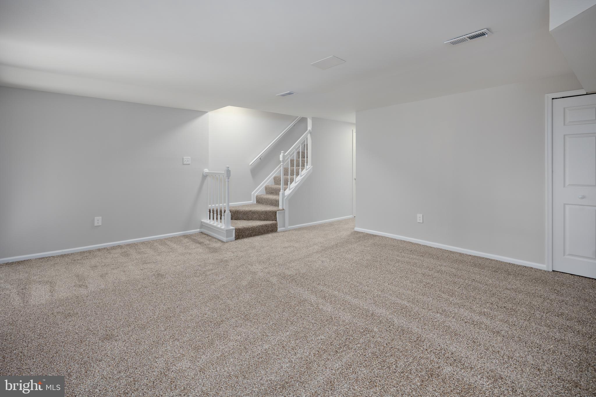 WHITE OAK - Residential