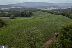 FRITZ FARM - Commercial Sale