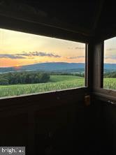 FRITZ FARM - Commercial Sale