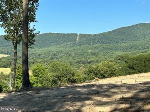 FRITZ FARM - Commercial Sale