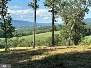 FRITZ FARM - Commercial Sale