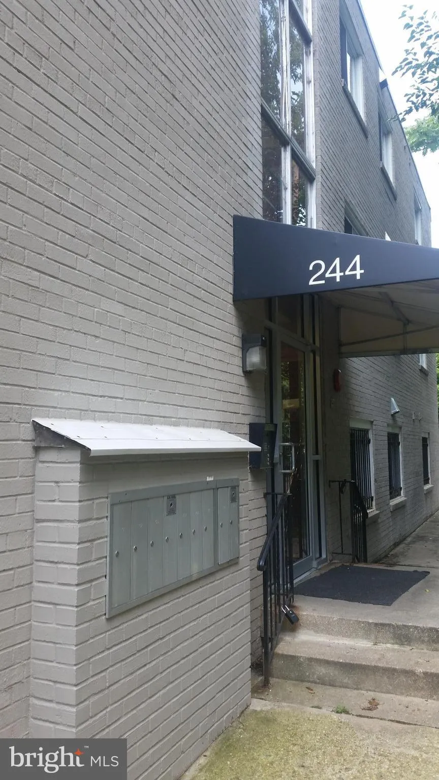 244 60th Street NE Unit 303, Washington, DC 20019