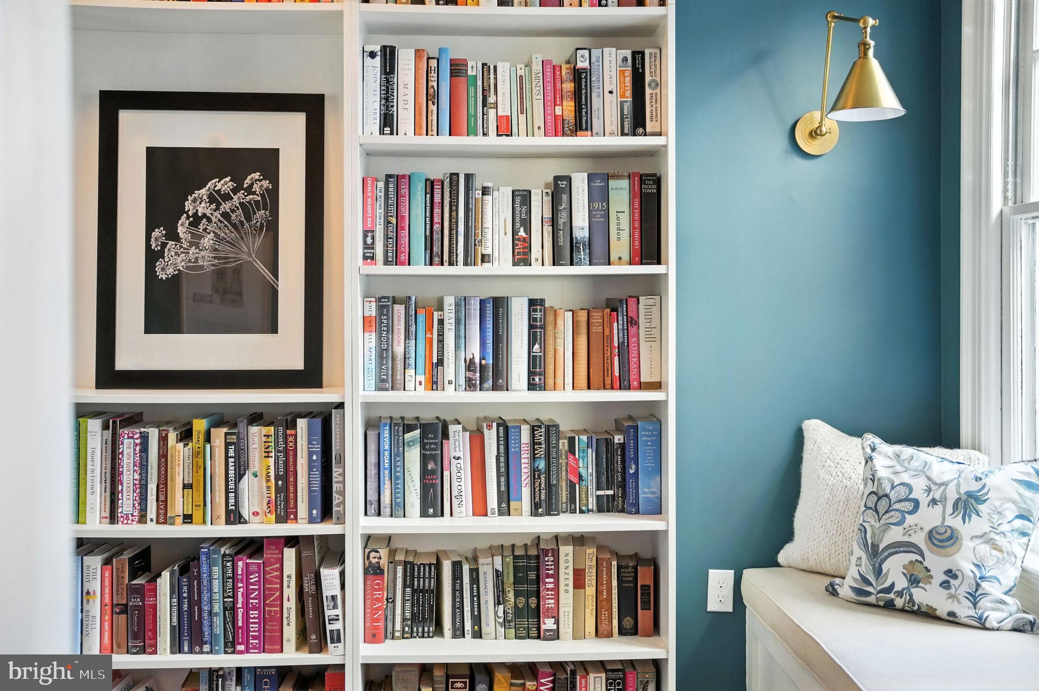 LYON VILLAGE - Residential