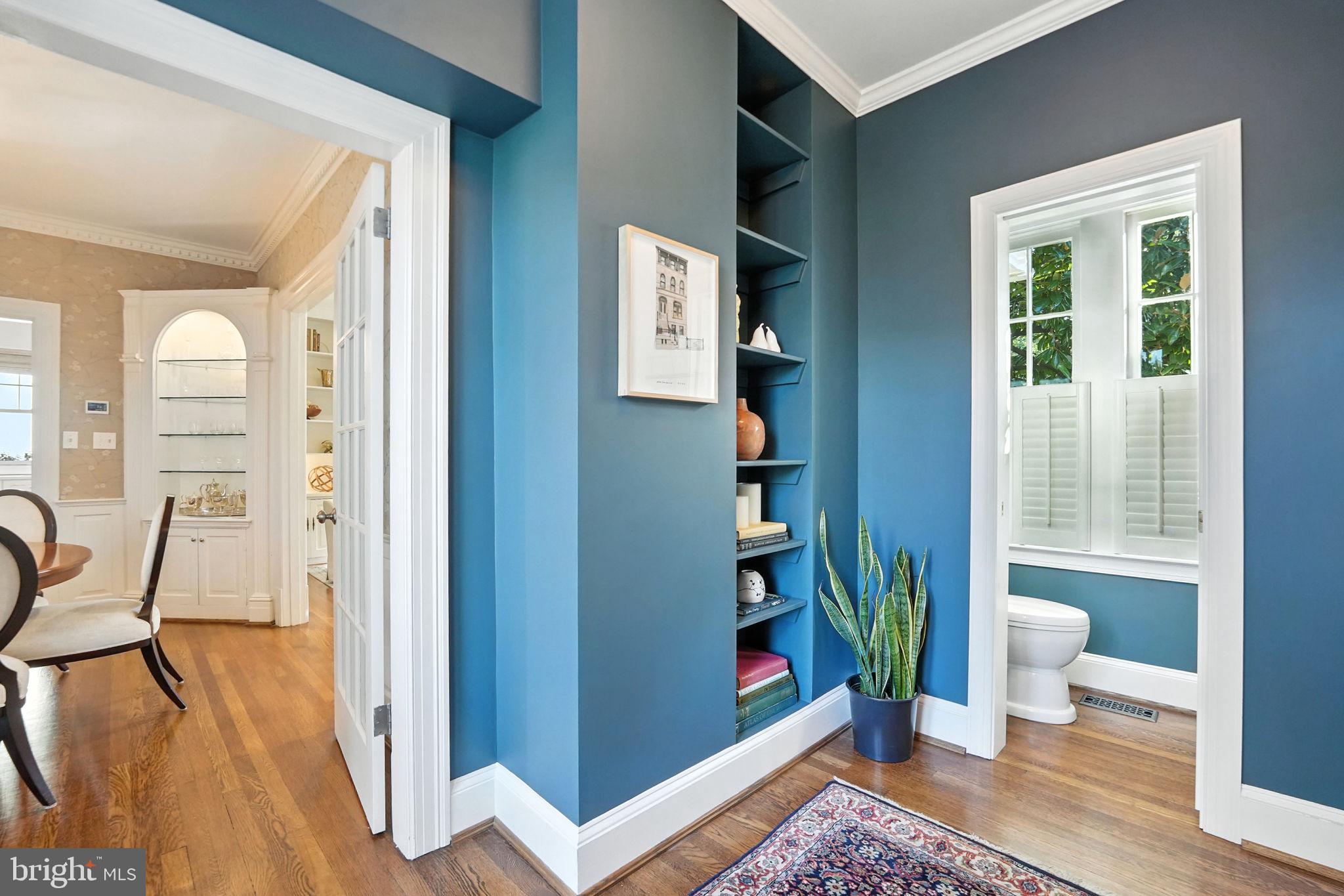 LYON VILLAGE - Residential