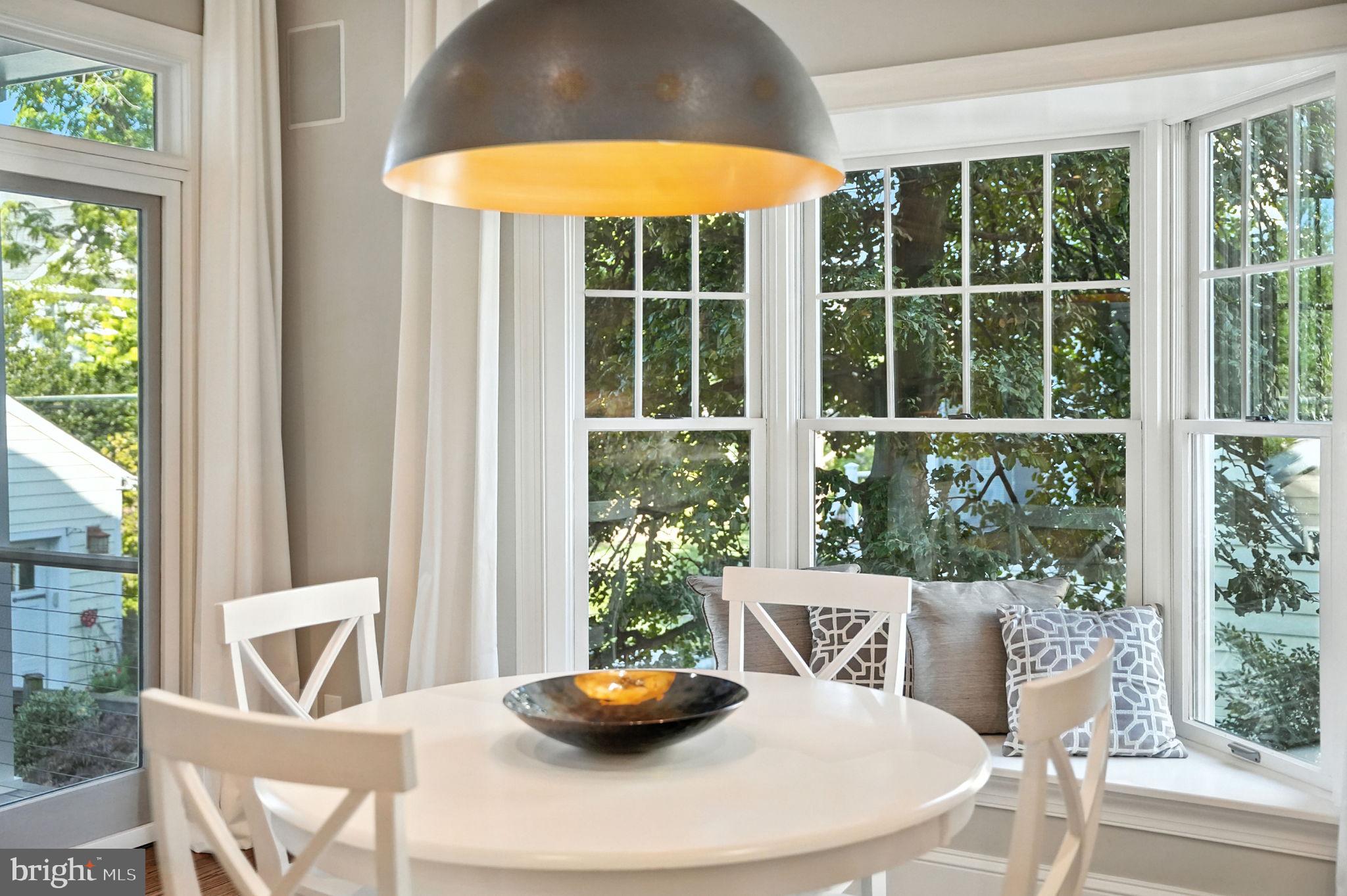 LYON VILLAGE - Residential