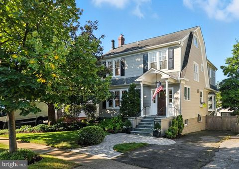 1610 N DANVILLE STREET ARLINGTON VA 22201