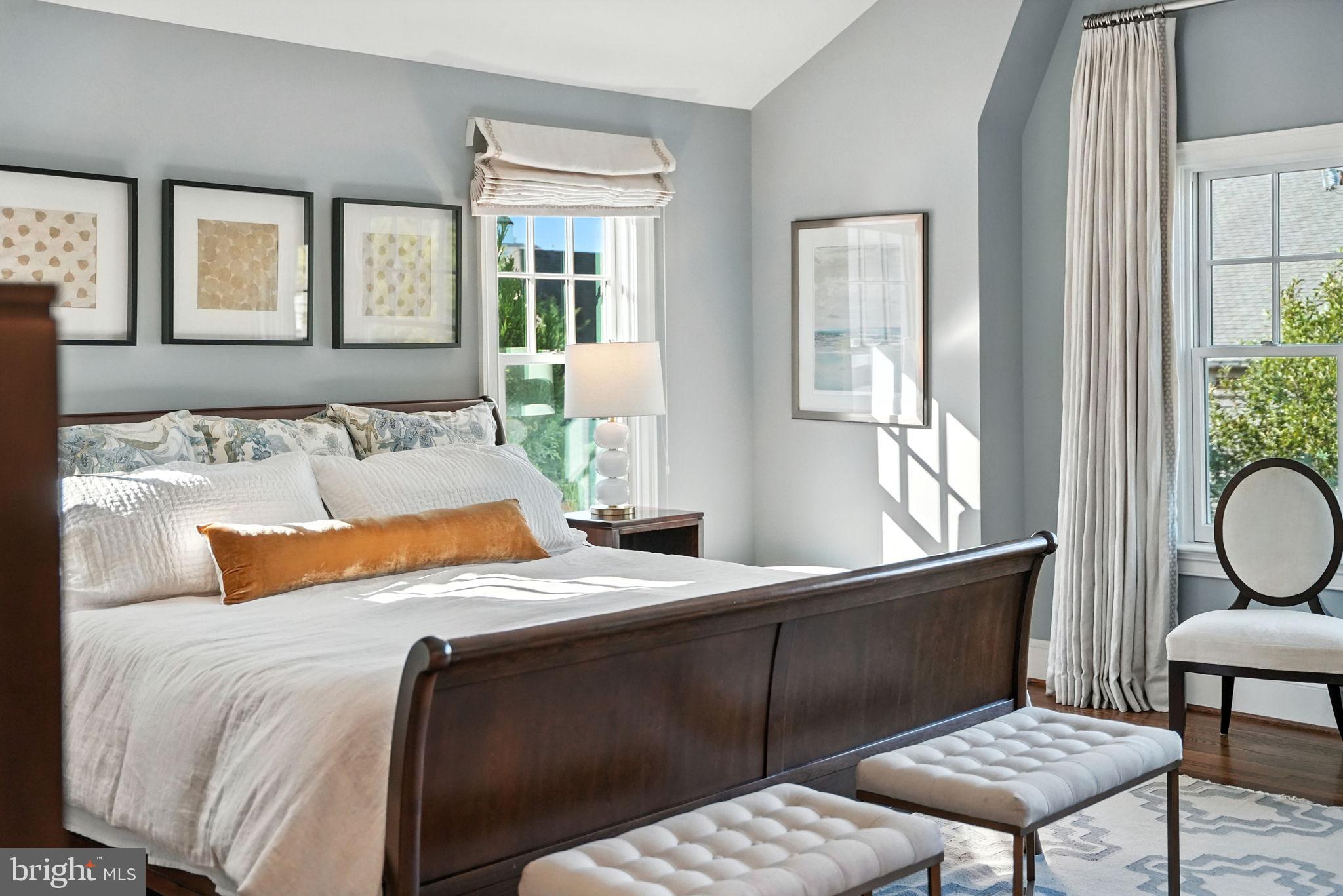 LYON VILLAGE - Residential