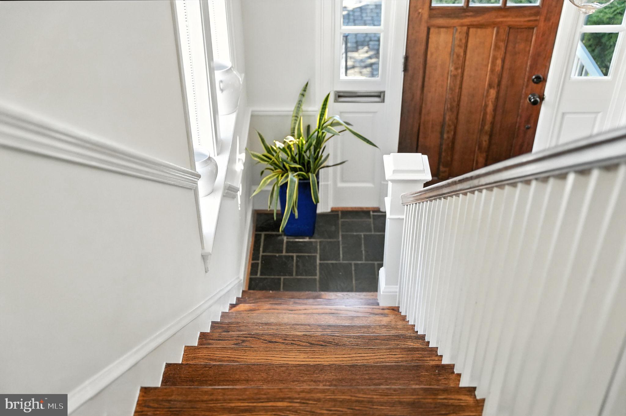 LYON VILLAGE - Residential