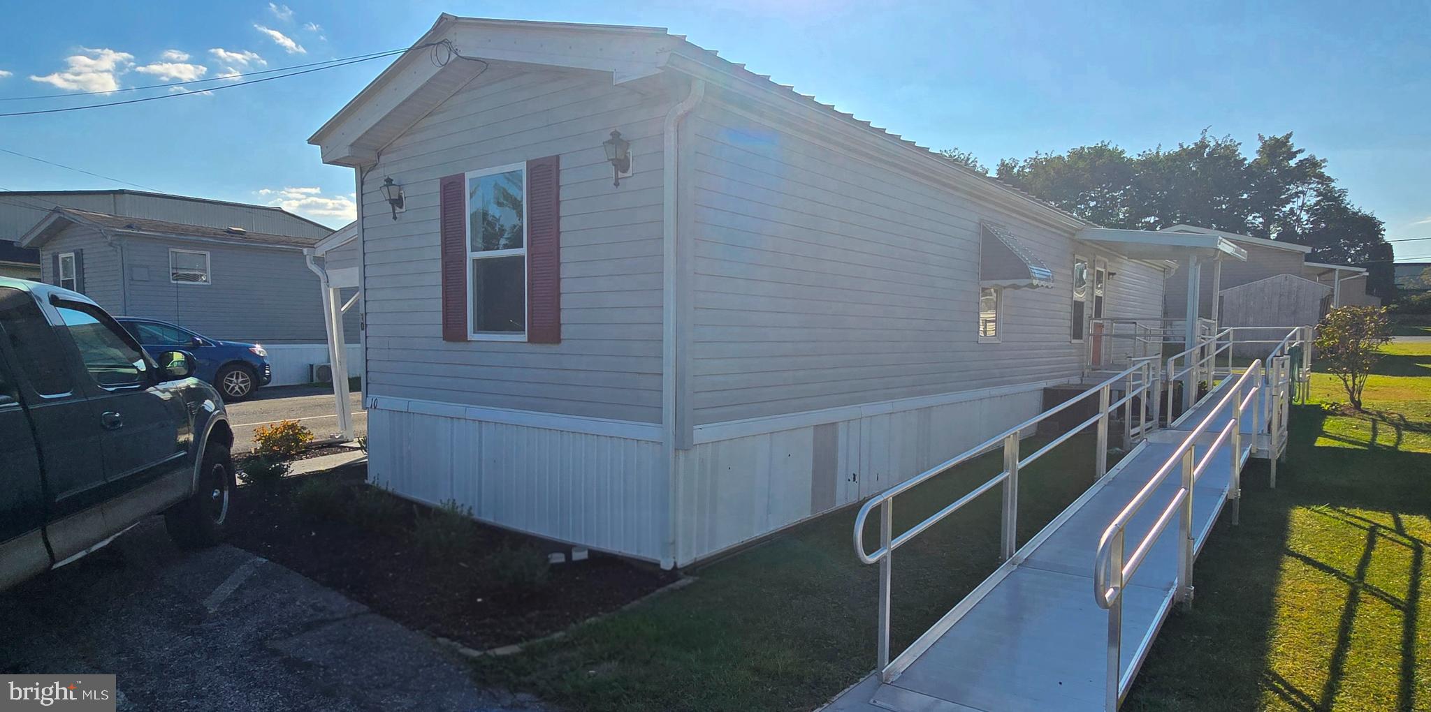 883 E MAIN STREET LOT 10